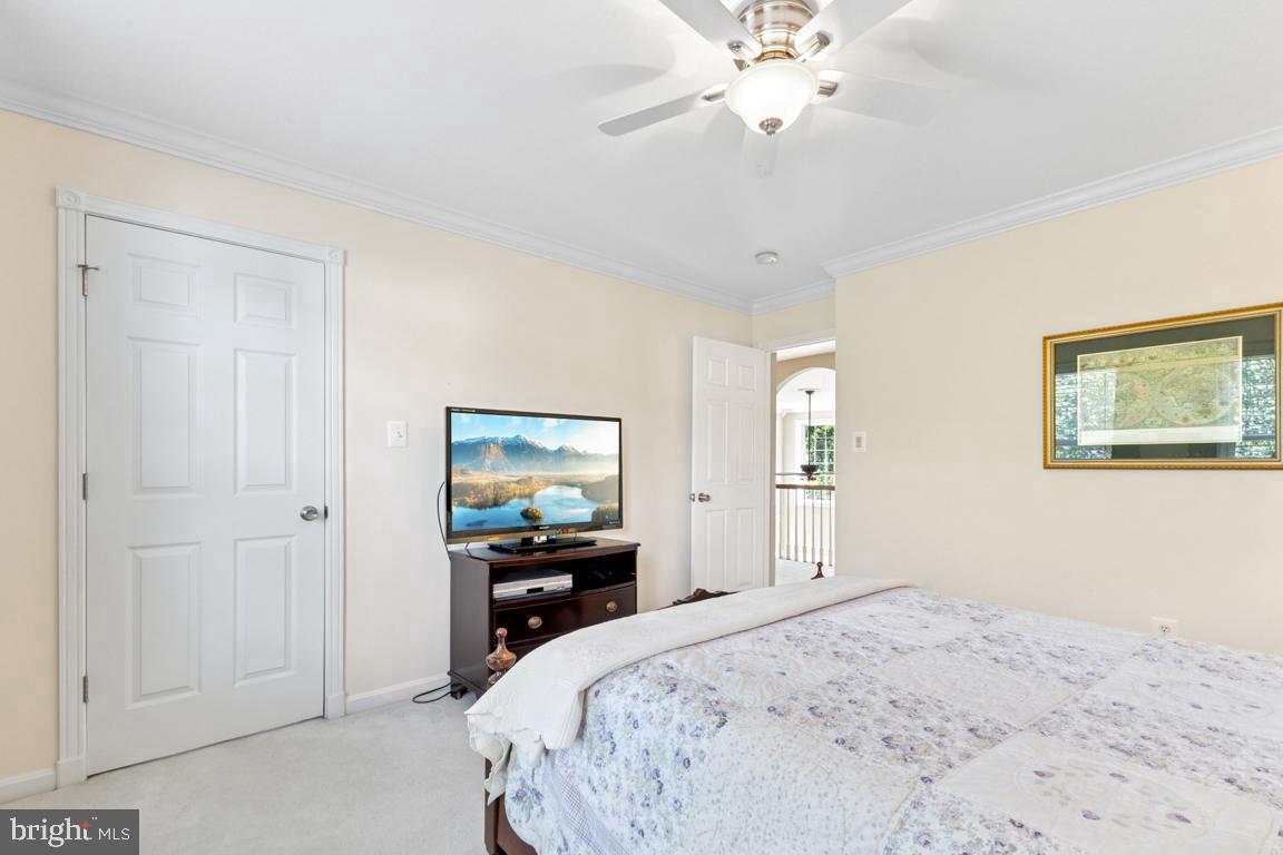8899 TENBURY CT, BRISTOW, Virginia 20136, 4 Bedrooms Bedrooms, ,3 BathroomsBathrooms,Residential,For sale,8899 TENBURY CT,VAPW2098108 MLS # VAPW2098108