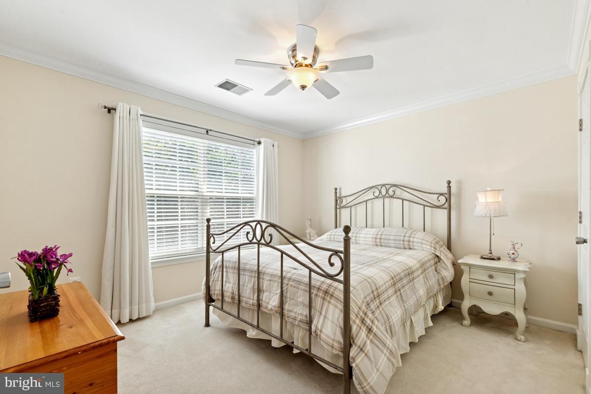 8899 TENBURY CT, BRISTOW, Virginia 20136, 4 Bedrooms Bedrooms, ,3 BathroomsBathrooms,Residential,For sale,8899 TENBURY CT,VAPW2098108 MLS # VAPW2098108