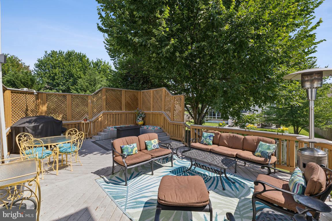 8899 TENBURY CT, BRISTOW, Virginia 20136, 4 Bedrooms Bedrooms, ,3 BathroomsBathrooms,Residential,For sale,8899 TENBURY CT,VAPW2098108 MLS # VAPW2098108