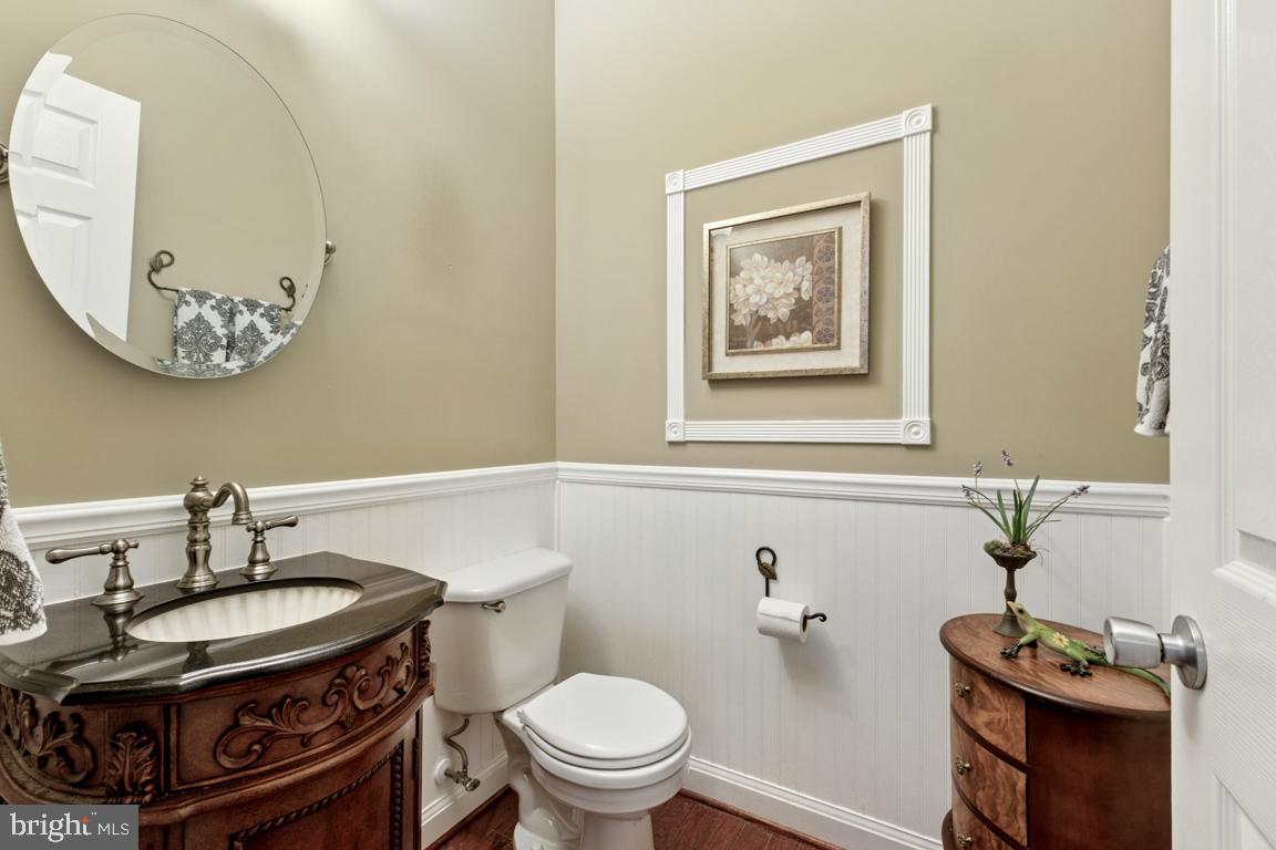 8899 TENBURY CT, BRISTOW, Virginia 20136, 4 Bedrooms Bedrooms, ,3 BathroomsBathrooms,Residential,For sale,8899 TENBURY CT,VAPW2098108 MLS # VAPW2098108