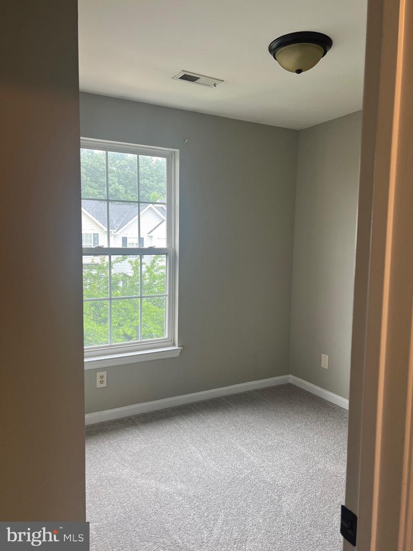 7210 FINCH LN, FREDERICKSBURG, Virginia 22407, 3 Bedrooms Bedrooms, ,2 BathroomsBathrooms,Residential,For sale,7210 FINCH LN,VASP2034258 MLS # VASP2034258