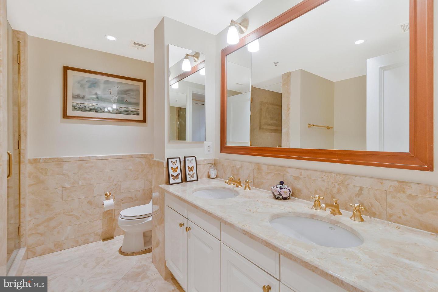 1155 23RD ST NW #5L, WASHINGTON, District Of Columbia 20037, 2 Bedrooms Bedrooms, ,2 BathroomsBathrooms,Residential,For sale,1155 23RD ST NW #5L,DCDC2207884 MLS # DCDC2207884