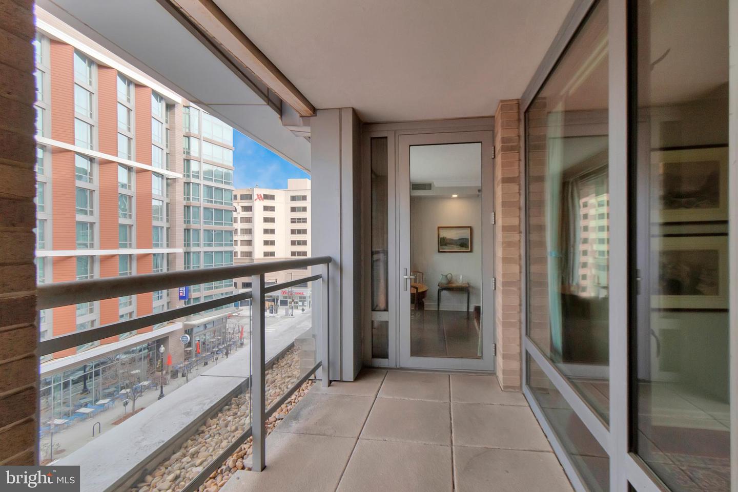 1155 23RD ST NW #5L, WASHINGTON, District Of Columbia 20037, 2 Bedrooms Bedrooms, ,2 BathroomsBathrooms,Residential,For sale,1155 23RD ST NW #5L,DCDC2207884 MLS # DCDC2207884