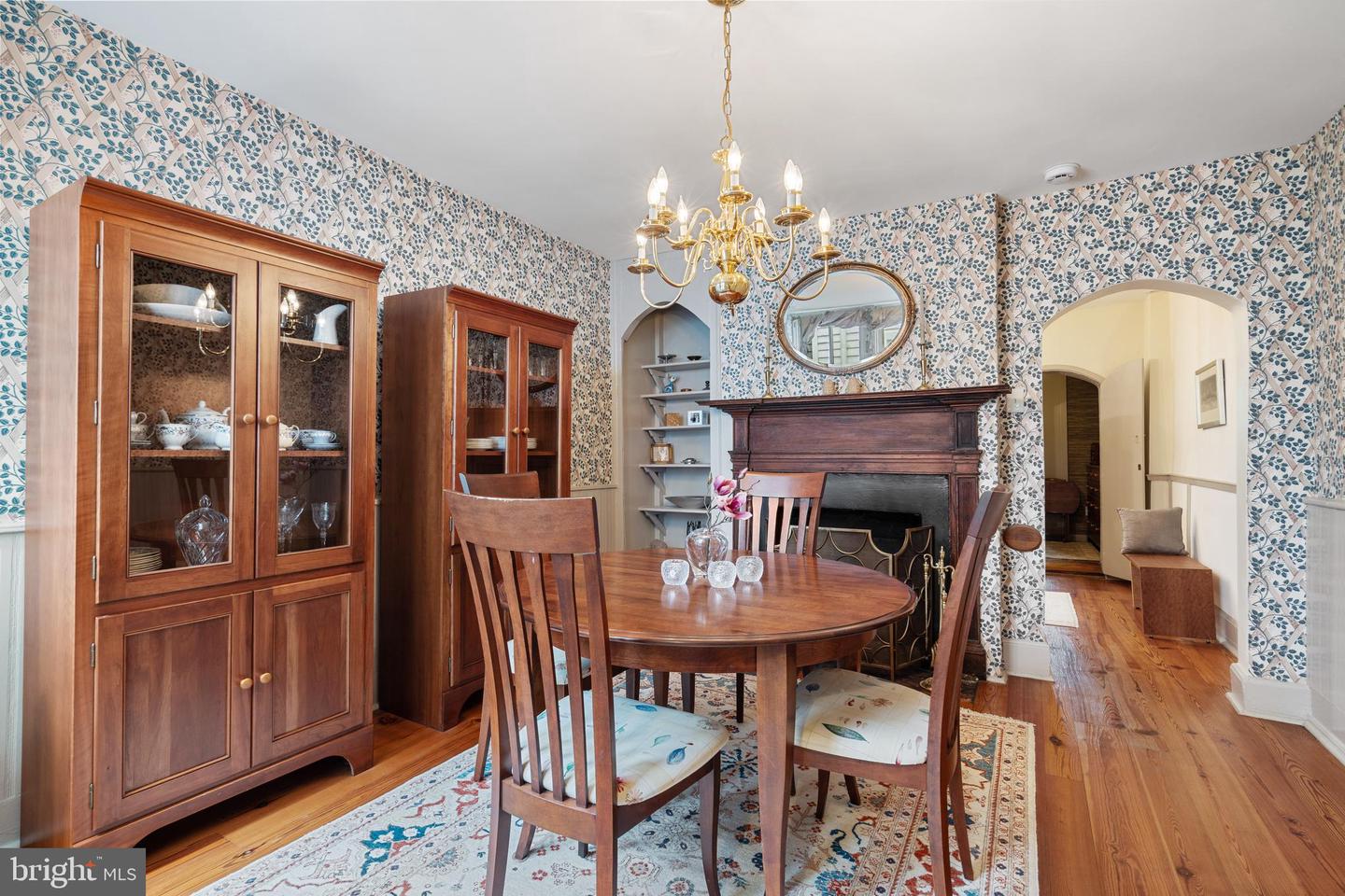416 S FAIRFAX ST S, ALEXANDRIA, Virginia 22314, 3 Bedrooms Bedrooms, ,1 BathroomBathrooms,Residential,For sale,416 S FAIRFAX ST S,VAAX2046942 MLS # VAAX2046942