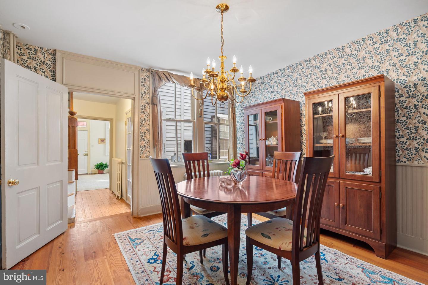 416 S FAIRFAX ST S, ALEXANDRIA, Virginia 22314, 3 Bedrooms Bedrooms, ,1 BathroomBathrooms,Residential,For sale,416 S FAIRFAX ST S,VAAX2046942 MLS # VAAX2046942
