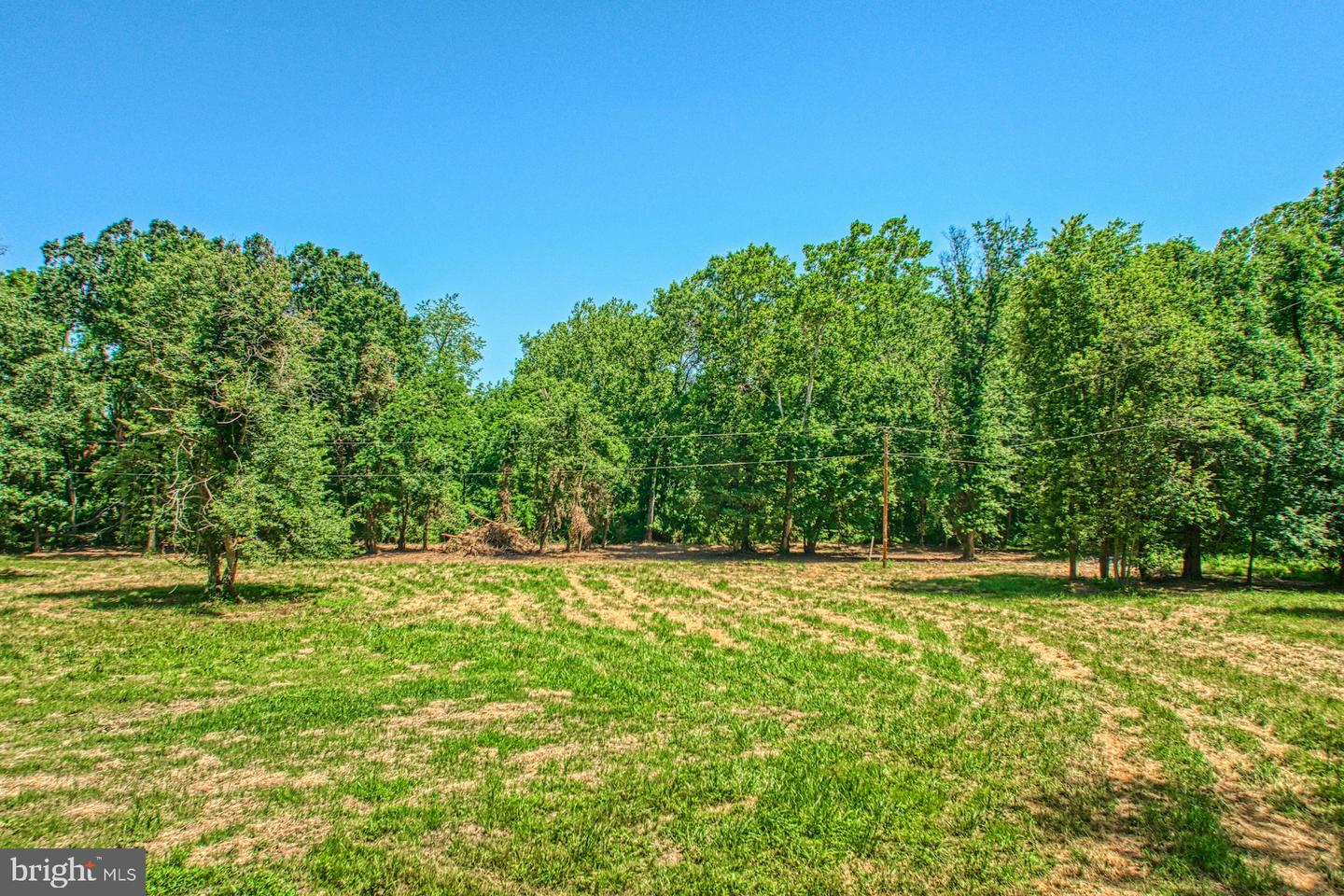 38308 LONG LN, LOVETTSVILLE, Virginia 20180, 3 Bedrooms Bedrooms, ,3 BathroomsBathrooms,Residential,For sale,38308 LONG LN,VALO2100632 MLS # VALO2100632