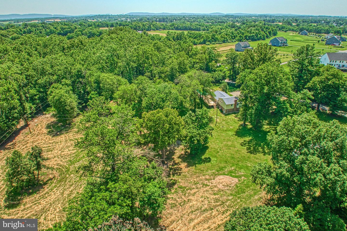 38308 LONG LN, LOVETTSVILLE, Virginia 20180, 3 Bedrooms Bedrooms, ,3 BathroomsBathrooms,Residential,For sale,38308 LONG LN,VALO2100632 MLS # VALO2100632