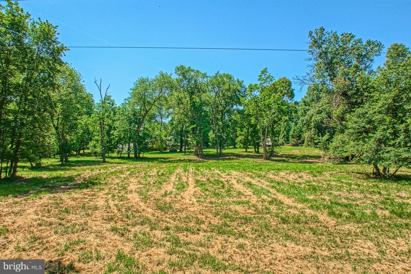 38308 LONG LN, LOVETTSVILLE, Virginia 20180, 3 Bedrooms Bedrooms, ,3 BathroomsBathrooms,Residential,For sale,38308 LONG LN,VALO2100632 MLS # VALO2100632