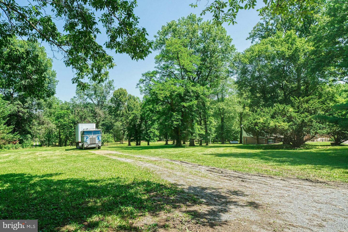 38308 LONG LN, LOVETTSVILLE, Virginia 20180, 3 Bedrooms Bedrooms, ,3 BathroomsBathrooms,Residential,For sale,38308 LONG LN,VALO2100632 MLS # VALO2100632