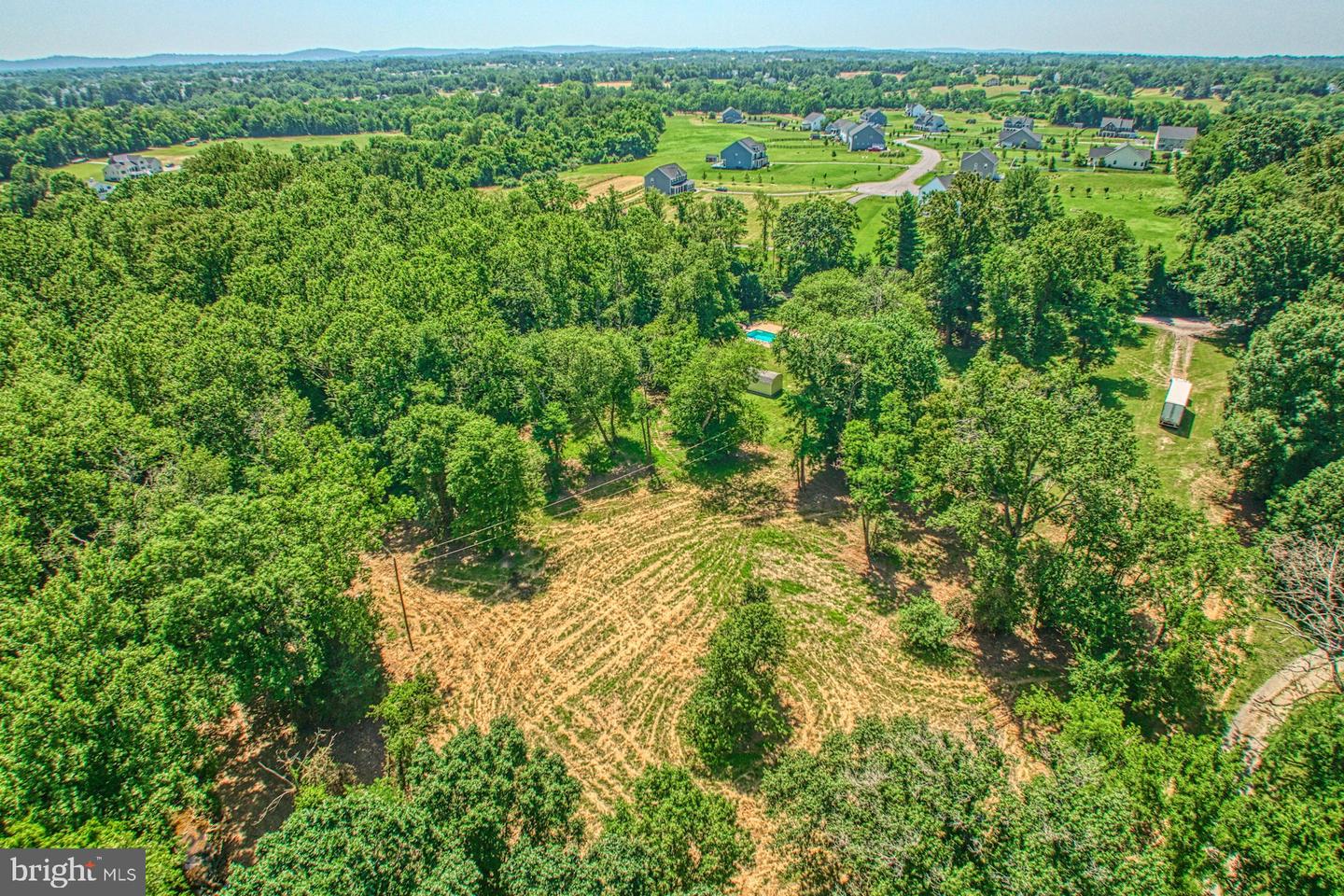 38308 LONG LN, LOVETTSVILLE, Virginia 20180, 3 Bedrooms Bedrooms, ,3 BathroomsBathrooms,Residential,For sale,38308 LONG LN,VALO2100632 MLS # VALO2100632