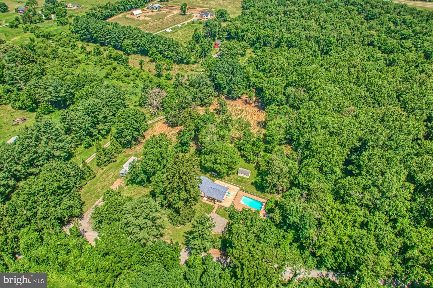 38308 LONG LN, LOVETTSVILLE, Virginia 20180, 3 Bedrooms Bedrooms, ,3 BathroomsBathrooms,Residential,For sale,38308 LONG LN,VALO2100632 MLS # VALO2100632