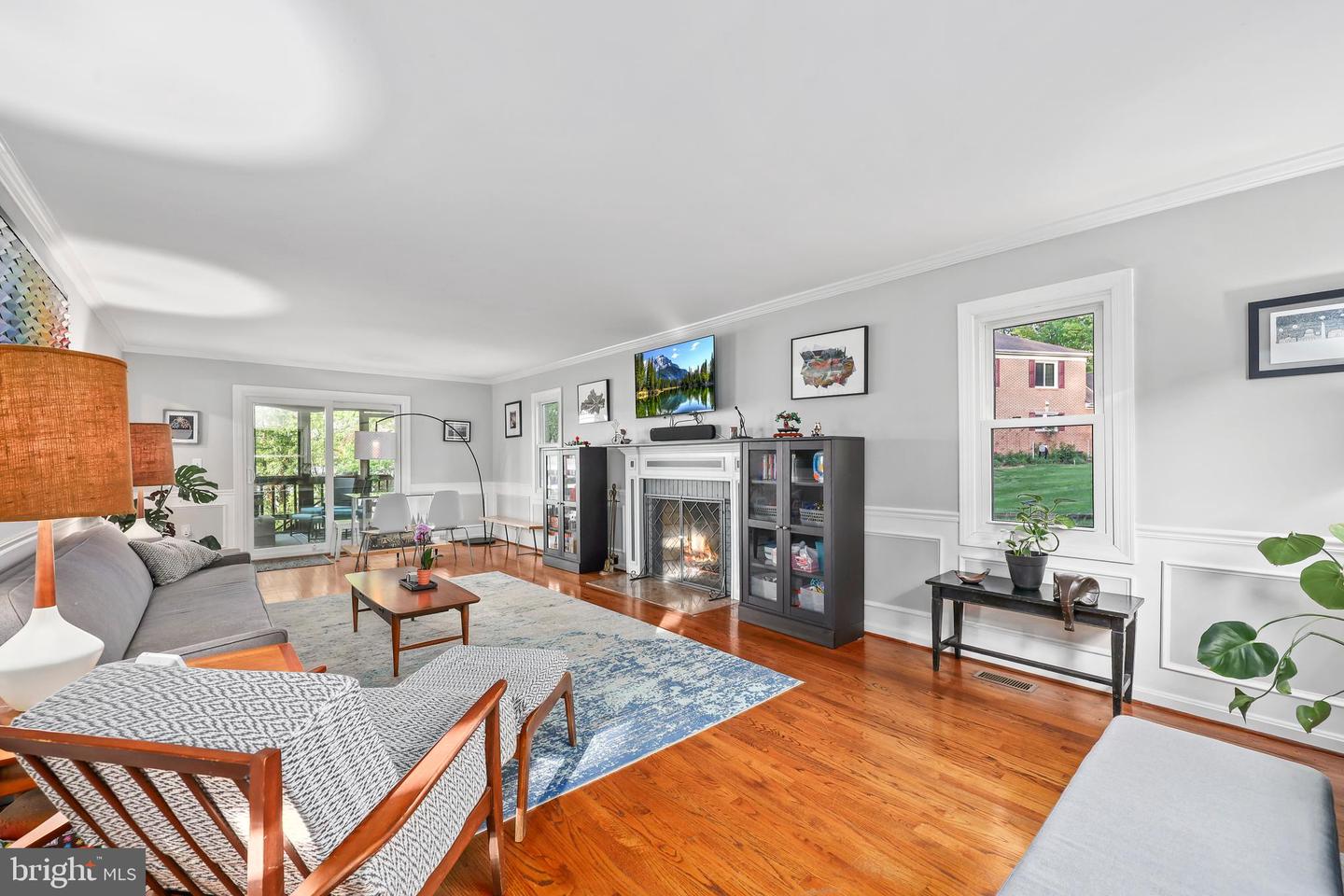 18505 CABIN RD, TRIANGLE, Virginia 22172, 5 Bedrooms Bedrooms, ,3 BathroomsBathrooms,Residential,For sale,18505 CABIN RD,VAPW2098052 MLS # VAPW2098052