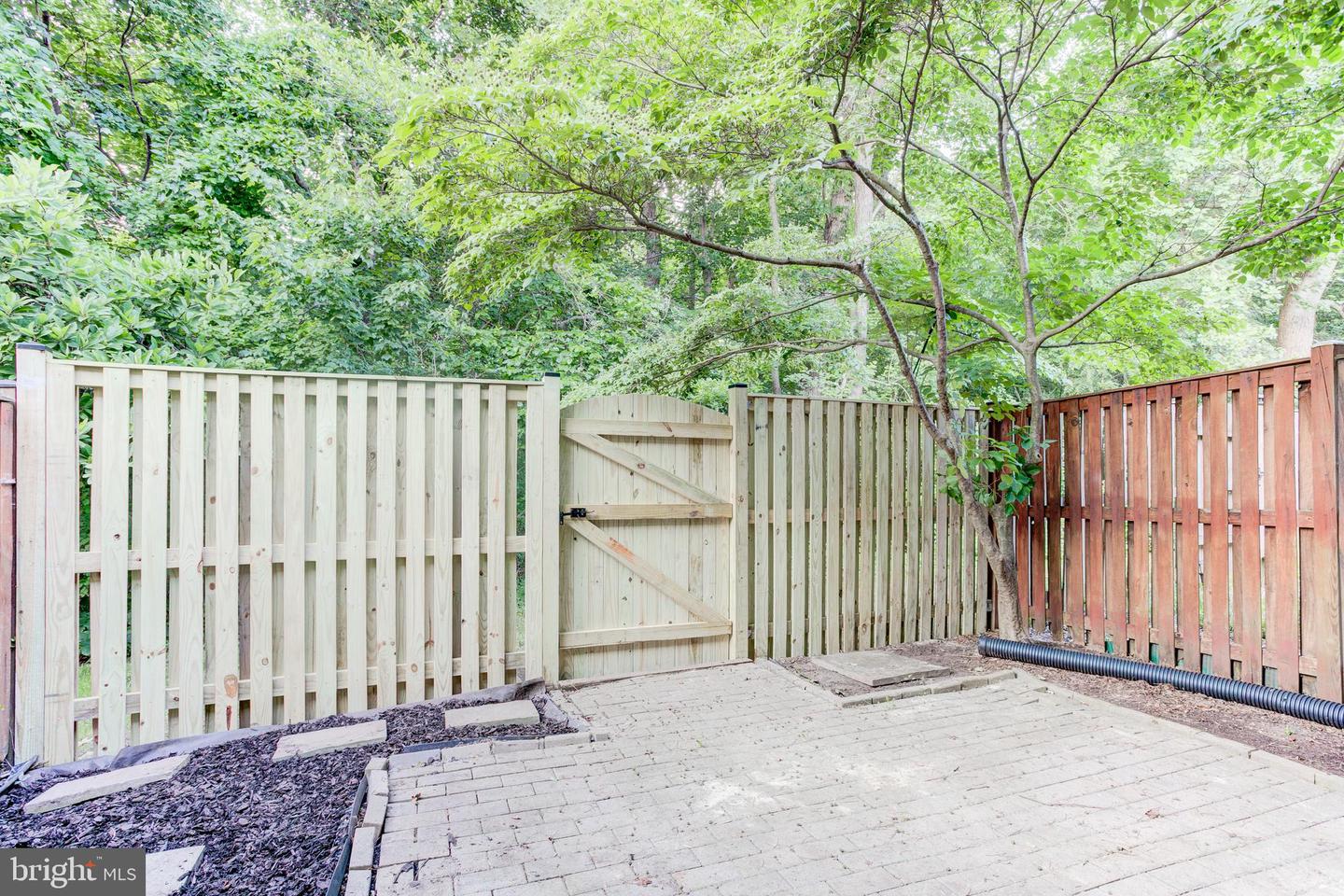 5919 HIGH MEADOW RD, ALEXANDRIA, Virginia 22310, 3 Bedrooms Bedrooms, ,3 BathroomsBathrooms,Residential,For sale,5919 HIGH MEADOW RD,VAFX2251384 MLS # VAFX2251384