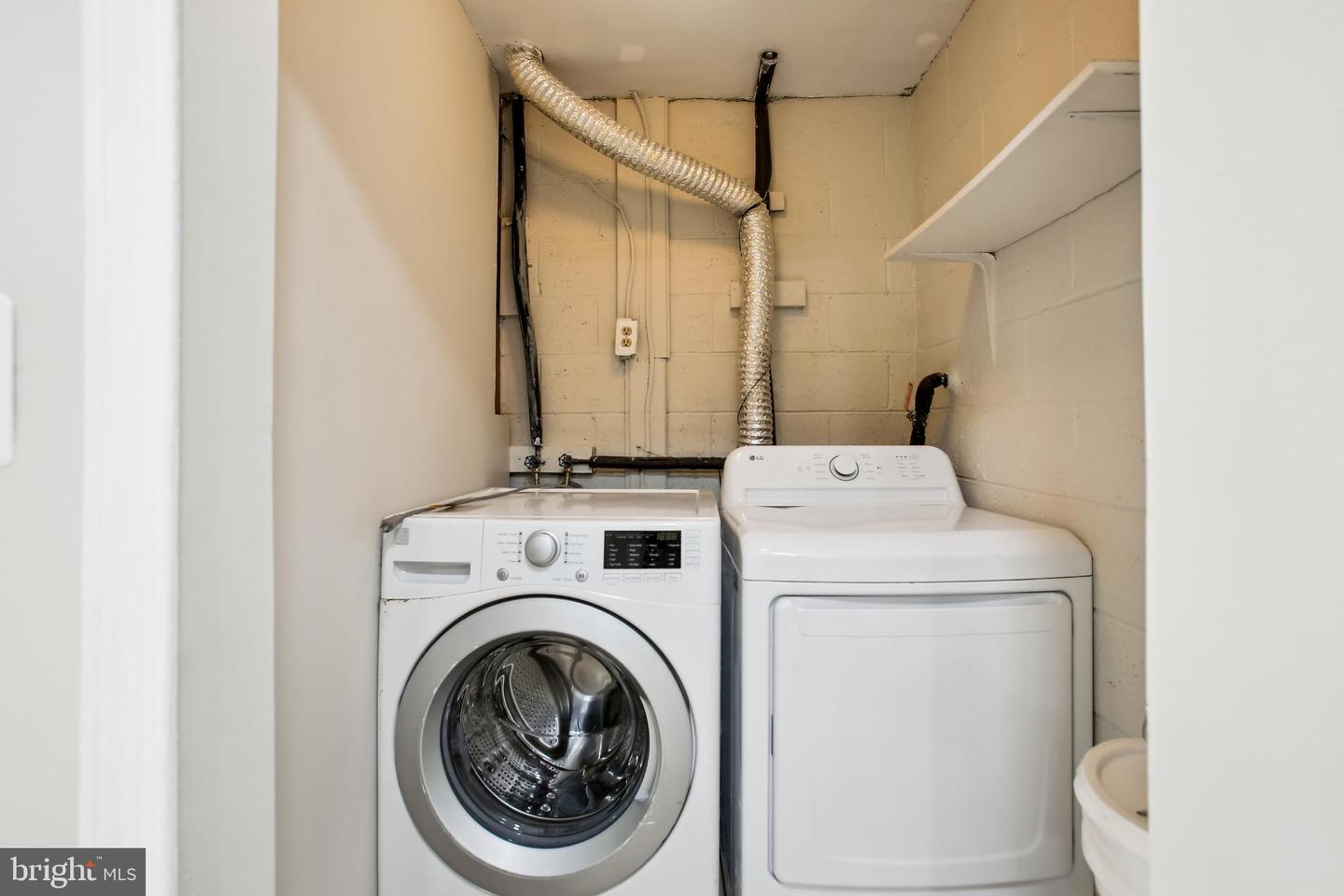 3615 FELMORE CT, WOODBRIDGE, Virginia 22193, 4 Bedrooms Bedrooms, ,2 BathroomsBathrooms,Residential,For sale,3615 FELMORE CT,VAPW2098068 MLS # VAPW2098068