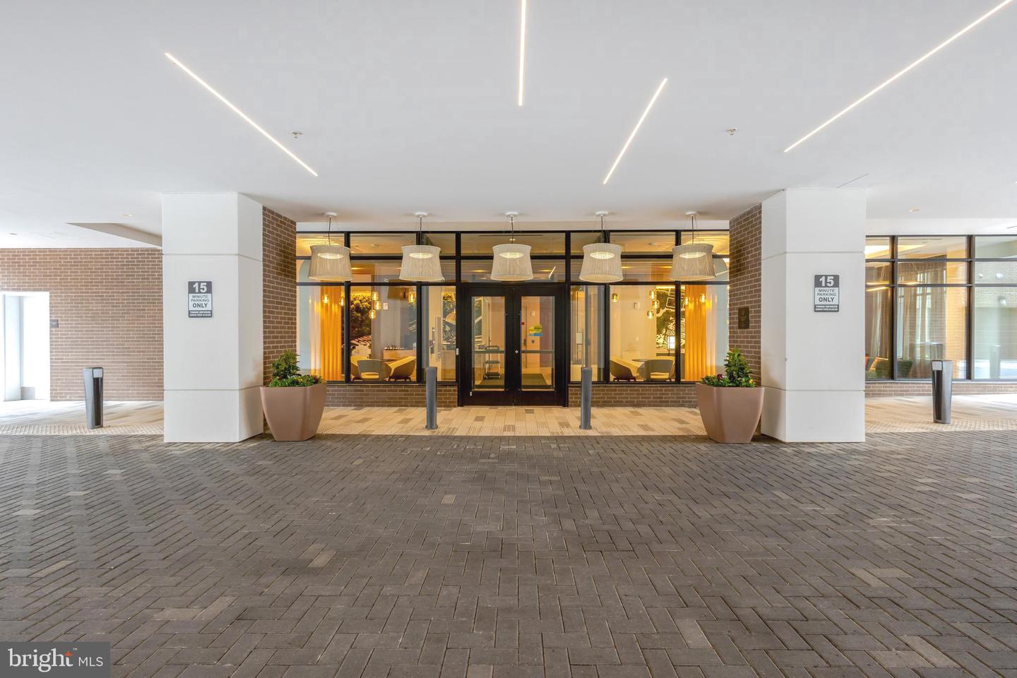 925 N FAIRFAX ST #610, ALEXANDRIA, Virginia 22314, 2 Bedrooms Bedrooms, ,2 BathroomsBathrooms,Residential,For sale,925 N FAIRFAX ST #610,VAAX2046952 MLS # VAAX2046952