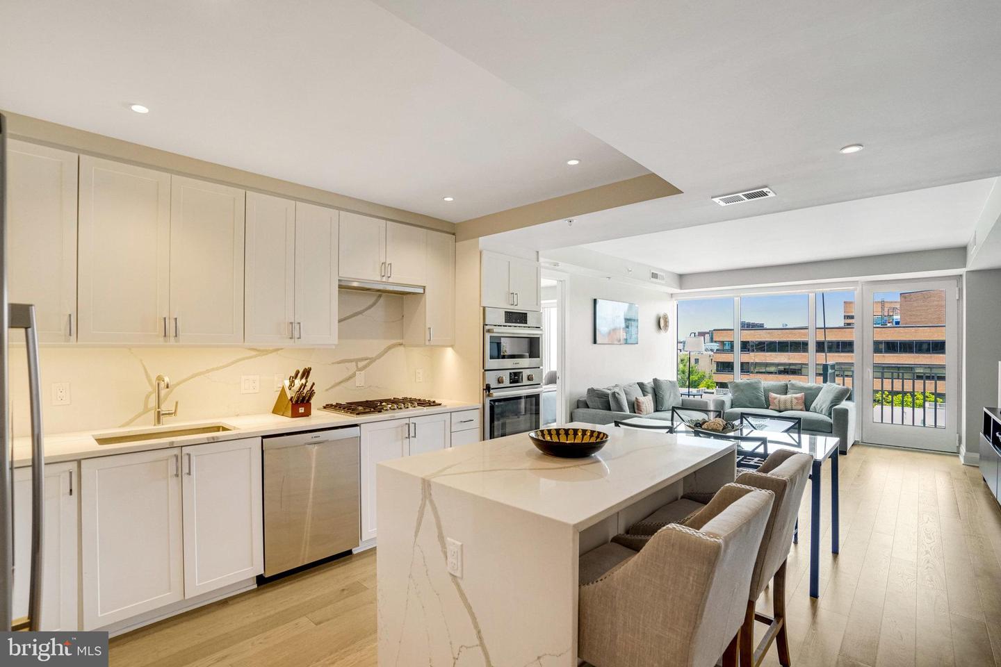 925 N FAIRFAX ST #610, ALEXANDRIA, Virginia 22314, 2 Bedrooms Bedrooms, ,2 BathroomsBathrooms,Residential,For sale,925 N FAIRFAX ST #610,VAAX2046952 MLS # VAAX2046952
