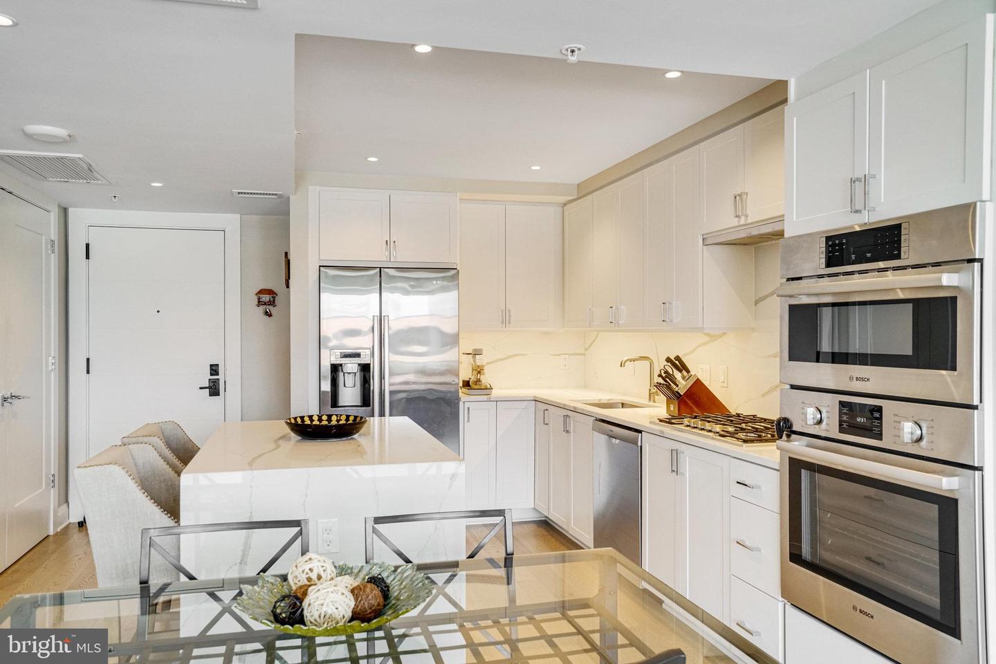 925 N FAIRFAX ST #610, ALEXANDRIA, Virginia 22314, 2 Bedrooms Bedrooms, ,2 BathroomsBathrooms,Residential,For sale,925 N FAIRFAX ST #610,VAAX2046952 MLS # VAAX2046952