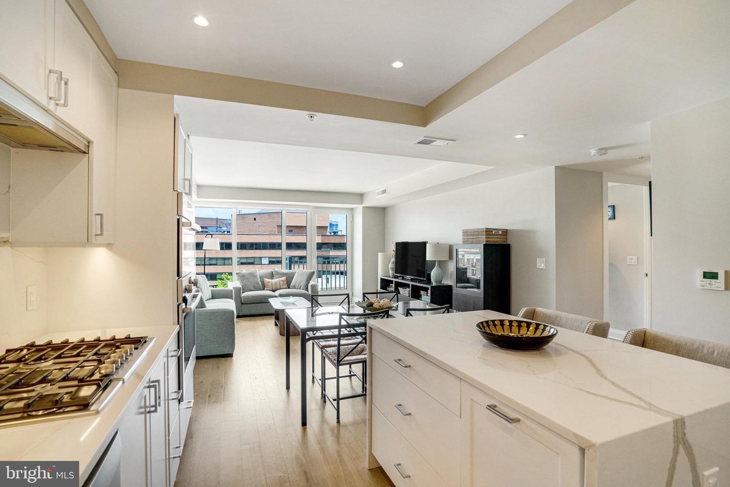 925 N FAIRFAX ST #610, ALEXANDRIA, Virginia 22314, 2 Bedrooms Bedrooms, ,2 BathroomsBathrooms,Residential,For sale,925 N FAIRFAX ST #610,VAAX2046952 MLS # VAAX2046952