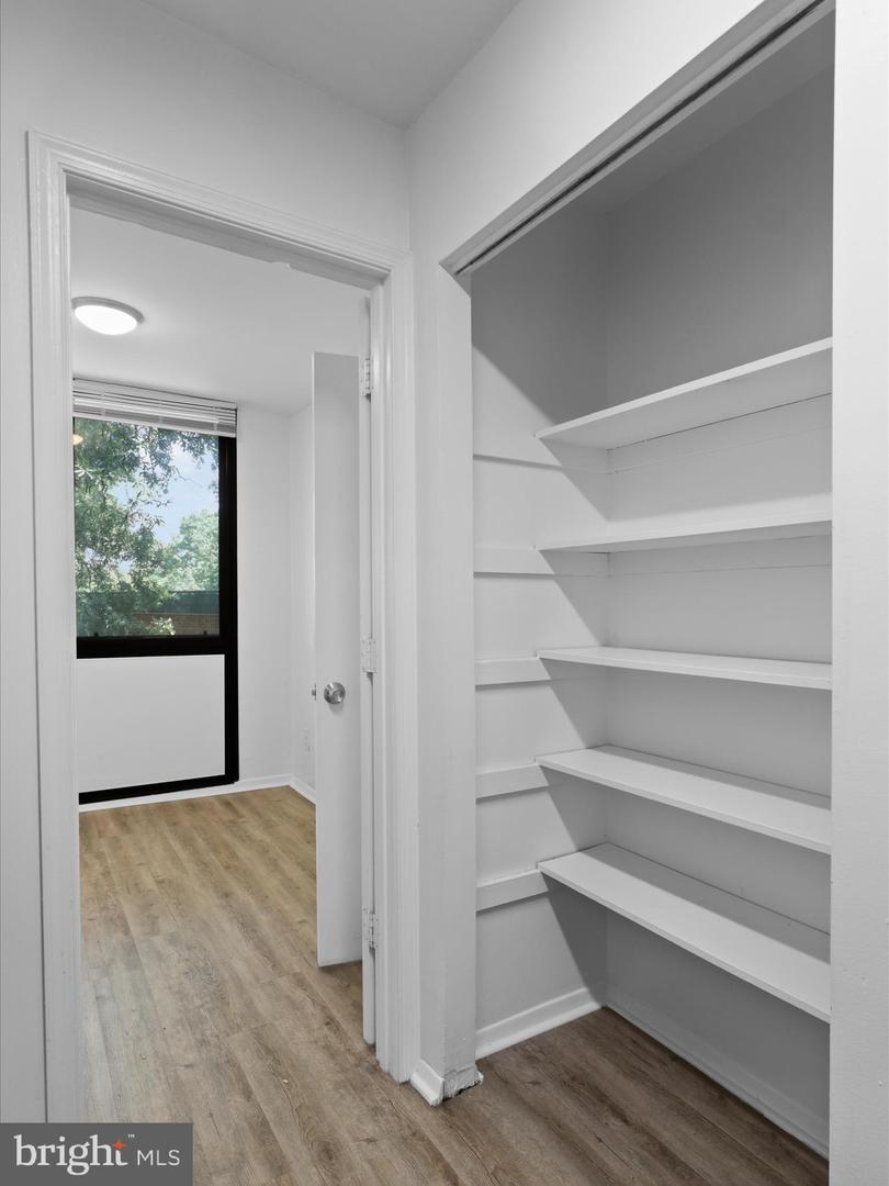 509 N ARMISTEAD ST #303, ALEXANDRIA, Virginia 22312, 3 Bedrooms Bedrooms, ,1 BathroomBathrooms,Residential,For sale,509 N ARMISTEAD ST #303,VAAX2046956 MLS # VAAX2046956 509 N ARMISTEAD ST #303, ALEXANDRIA, Virginia 22312, 3 Bedrooms Bedrooms, ,1 BathroomBathrooms,Residential,For sale,509 N ARMISTEAD ST #303,VAAX2046956 MLS # VAAX2046956