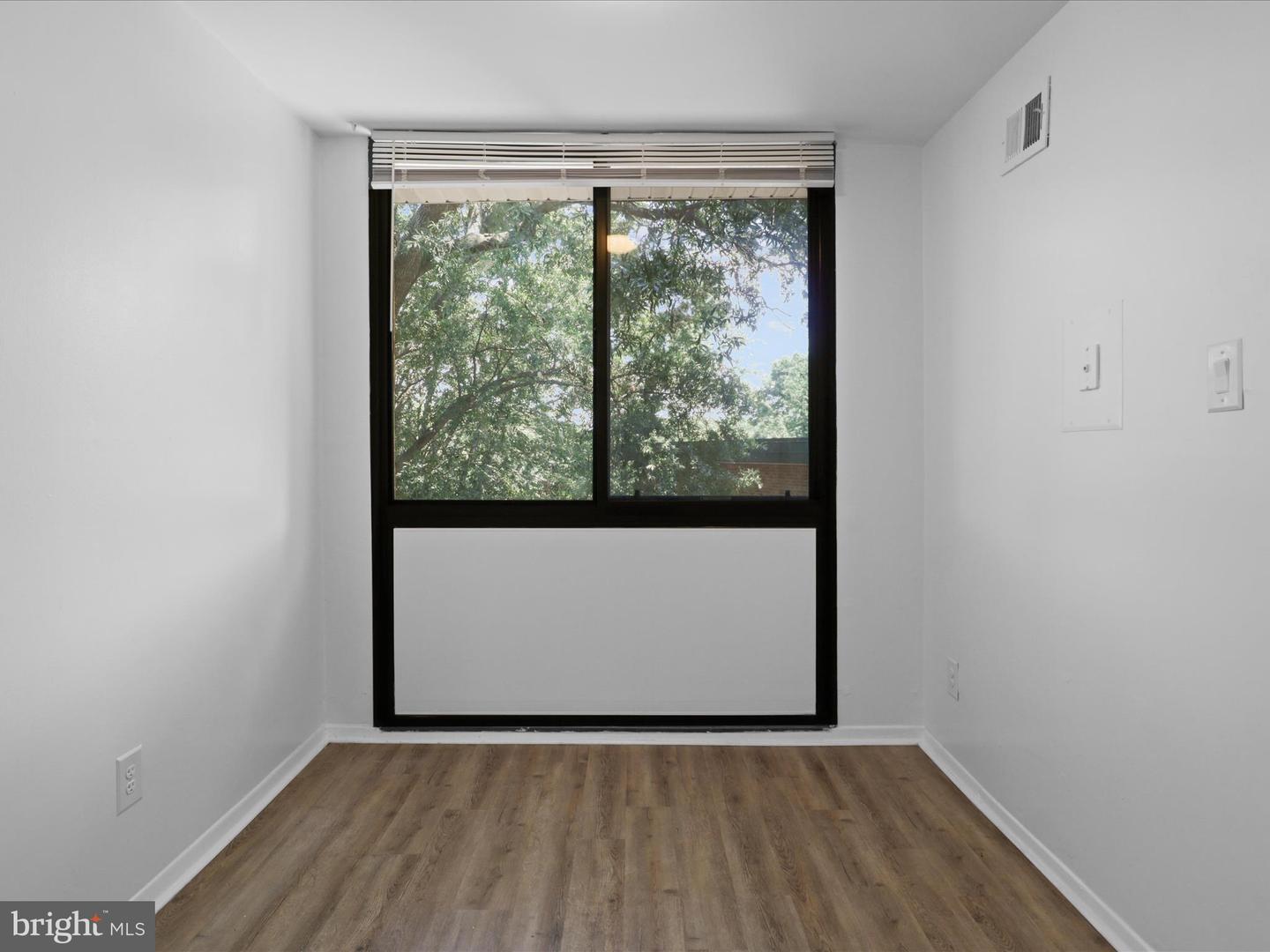 509 N ARMISTEAD ST #303, ALEXANDRIA, Virginia 22312, 3 Bedrooms Bedrooms, ,1 BathroomBathrooms,Residential,For sale,509 N ARMISTEAD ST #303,VAAX2046956 MLS # VAAX2046956 509 N ARMISTEAD ST #303, ALEXANDRIA, Virginia 22312, 3 Bedrooms Bedrooms, ,1 BathroomBathrooms,Residential,For sale,509 N ARMISTEAD ST #303,VAAX2046956 MLS # VAAX2046956