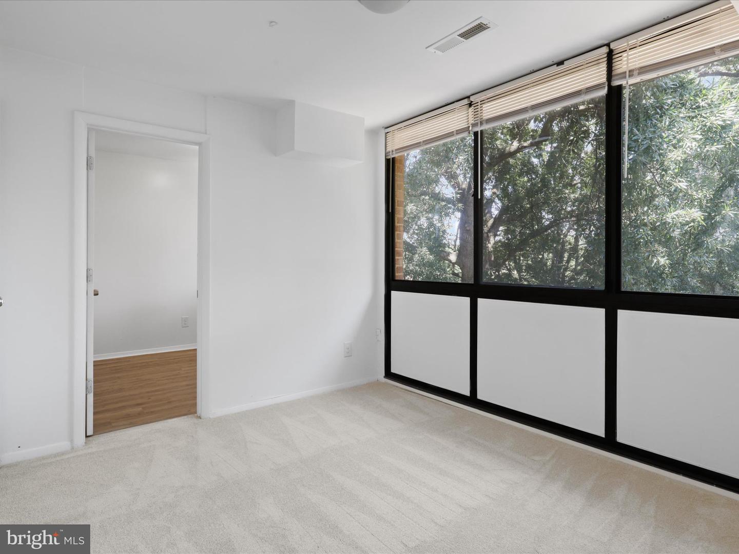 509 N ARMISTEAD ST #303, ALEXANDRIA, Virginia 22312, 3 Bedrooms Bedrooms, ,1 BathroomBathrooms,Residential,For sale,509 N ARMISTEAD ST #303,VAAX2046956 MLS # VAAX2046956 509 N ARMISTEAD ST #303, ALEXANDRIA, Virginia 22312, 3 Bedrooms Bedrooms, ,1 BathroomBathrooms,Residential,For sale,509 N ARMISTEAD ST #303,VAAX2046956 MLS # VAAX2046956