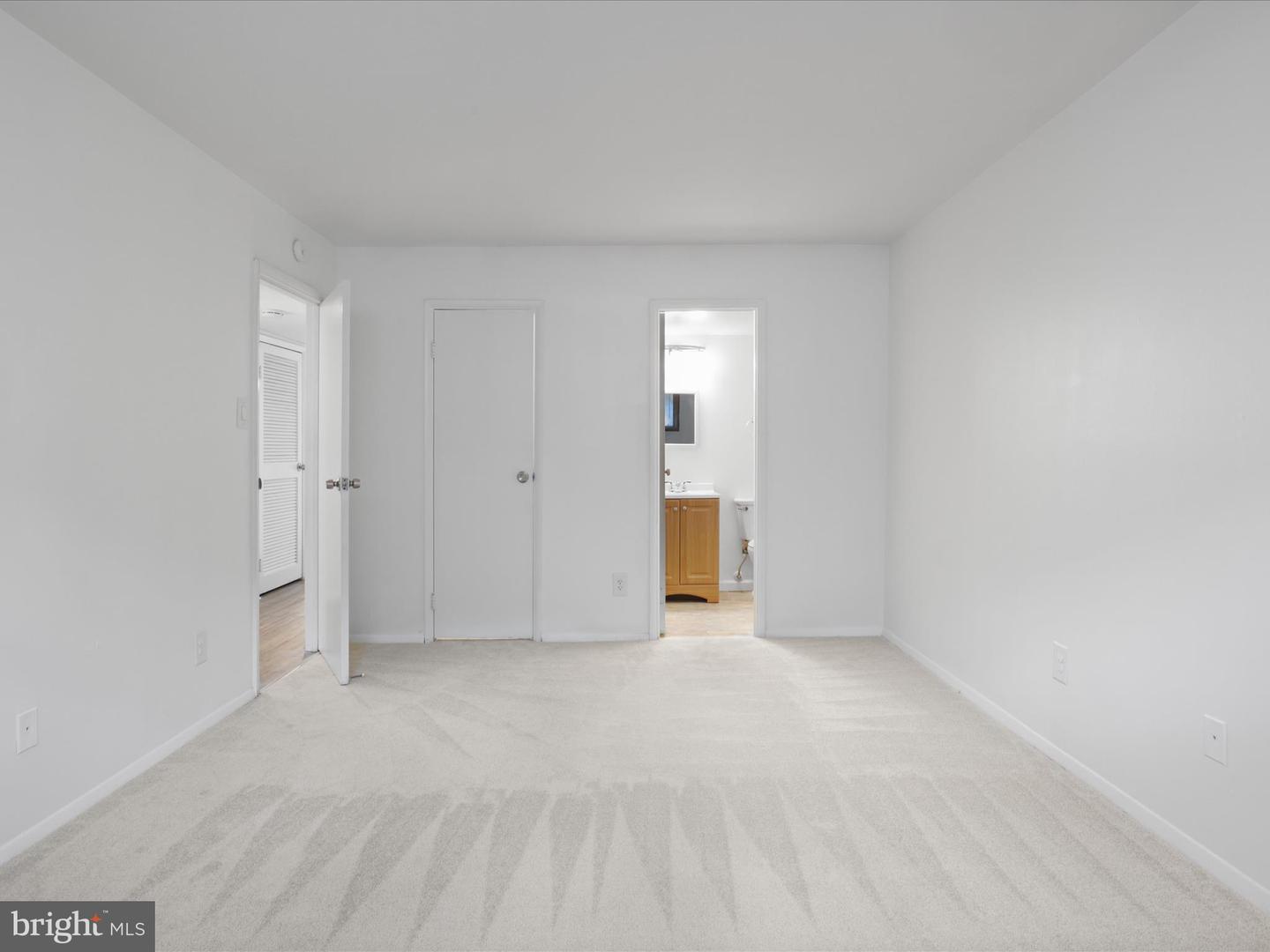 509 N ARMISTEAD ST #303, ALEXANDRIA, Virginia 22312, 3 Bedrooms Bedrooms, ,1 BathroomBathrooms,Residential,For sale,509 N ARMISTEAD ST #303,VAAX2046956 MLS # VAAX2046956 509 N ARMISTEAD ST #303, ALEXANDRIA, Virginia 22312, 3 Bedrooms Bedrooms, ,1 BathroomBathrooms,Residential,For sale,509 N ARMISTEAD ST #303,VAAX2046956 MLS # VAAX2046956