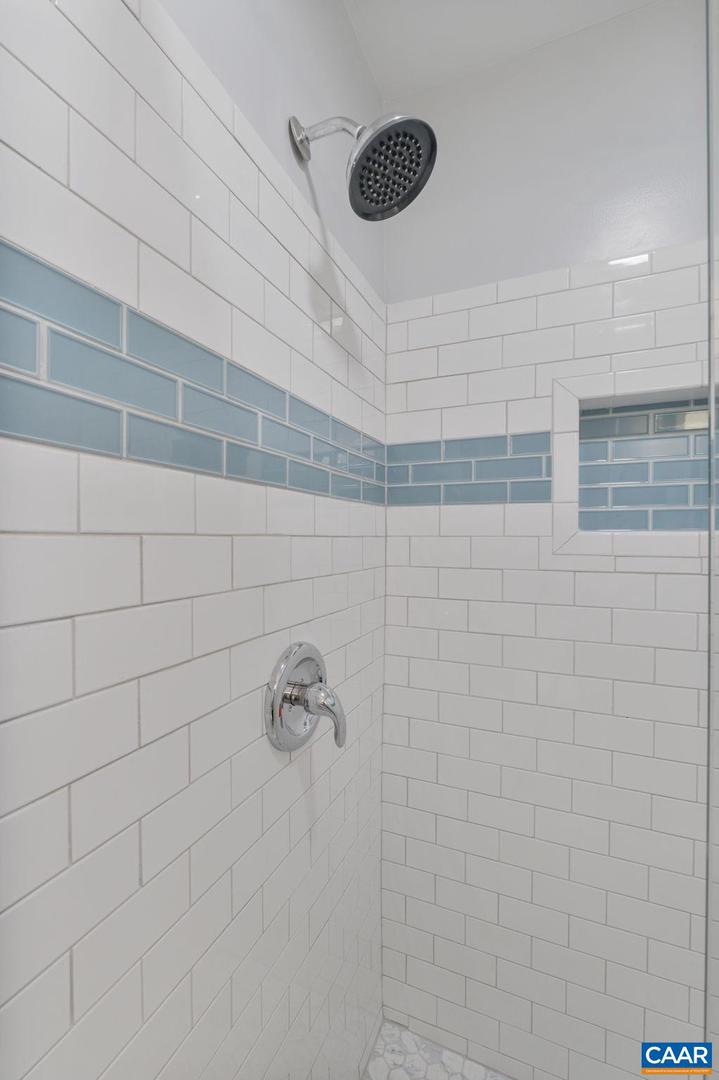 1526 BROAD AVE, CHARLOTTESVILLE, Virginia 22903, 3 Bedrooms Bedrooms, ,2 BathroomsBathrooms,Residential,For sale,1526 BROAD AVE,666142 MLS # 666142