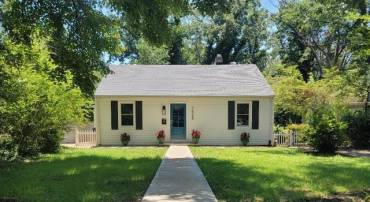 1526 BROAD AVE, CHARLOTTESVILLE, Virginia 22903, 3 Bedrooms Bedrooms, ,2 BathroomsBathrooms,Residential,For sale,1526 BROAD AVE,666142 MLS # 666142