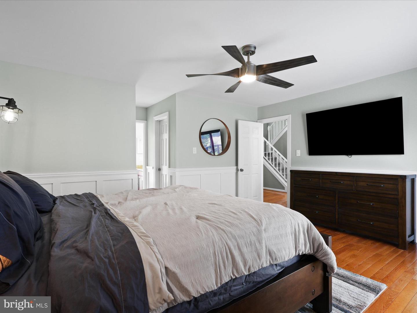 13505 CLEAR LAKE CT, HERNDON, Virginia 20171, 4 Bedrooms Bedrooms, ,2 BathroomsBathrooms,Residential,For sale,13505 CLEAR LAKE CT,VAFX2252252 MLS # VAFX2252252