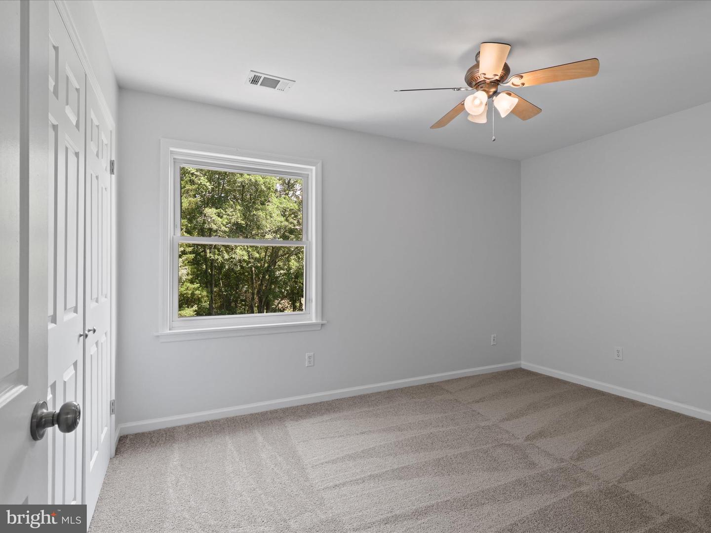 13505 CLEAR LAKE CT, HERNDON, Virginia 20171, 4 Bedrooms Bedrooms, ,2 BathroomsBathrooms,Residential,For sale,13505 CLEAR LAKE CT,VAFX2252252 MLS # VAFX2252252