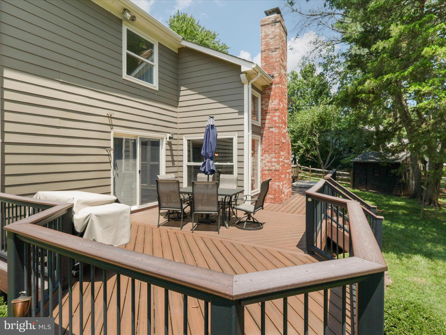 13505 CLEAR LAKE CT, HERNDON, Virginia 20171, 4 Bedrooms Bedrooms, ,2 BathroomsBathrooms,Residential,For sale,13505 CLEAR LAKE CT,VAFX2252252 MLS # VAFX2252252