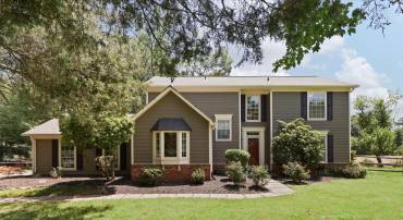13505 CLEAR LAKE CT, HERNDON, Virginia 20171, 4 Bedrooms Bedrooms, ,2 BathroomsBathrooms,Residential,For sale,13505 CLEAR LAKE CT,VAFX2252252 MLS # VAFX2252252