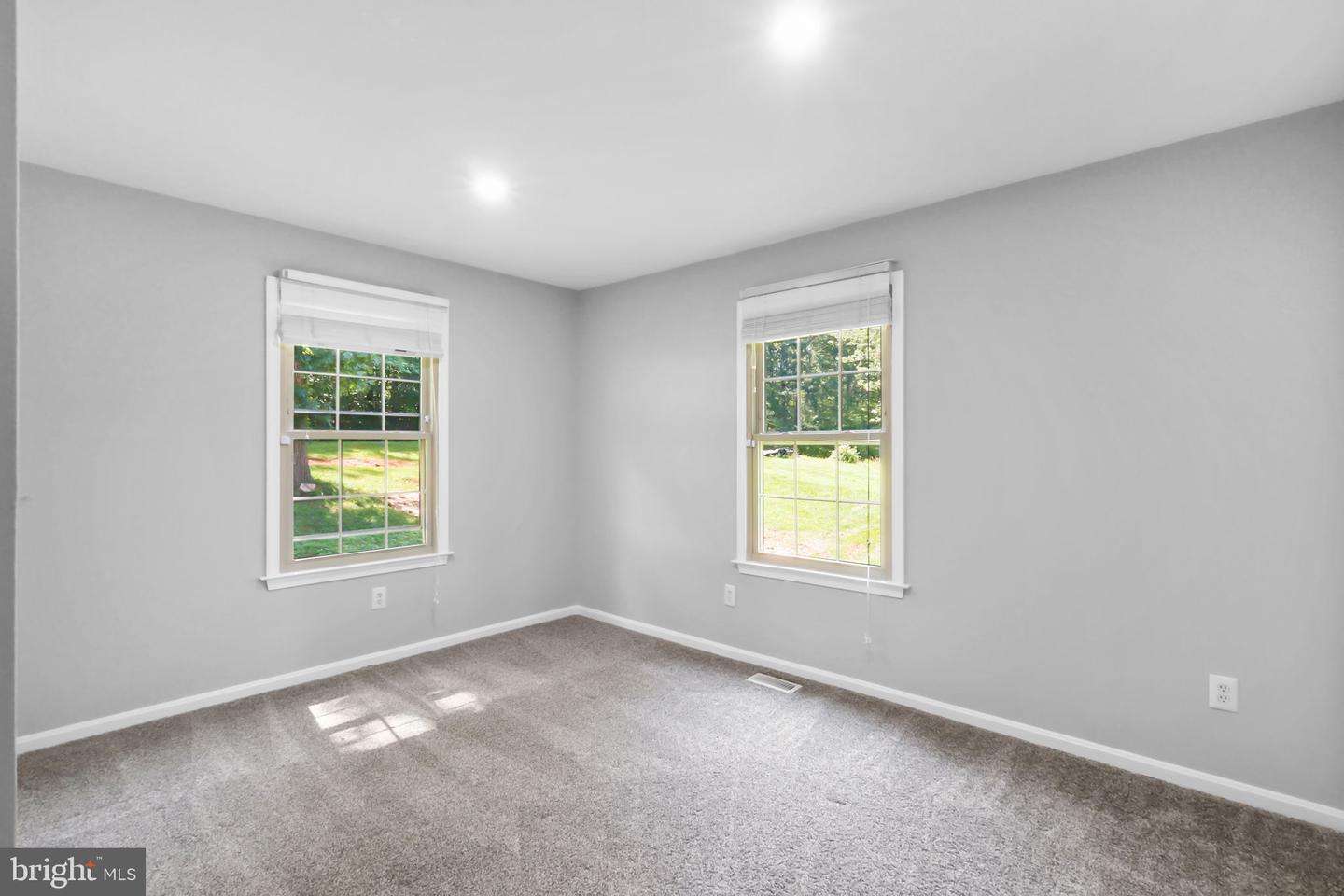 64 PANNERS LN, FREDERICKSBURG, Virginia 22406, 4 Bedrooms Bedrooms, ,2 BathroomsBathrooms,Residential,For sale,64 PANNERS LN,VAST2040300 MLS # VAST2040300