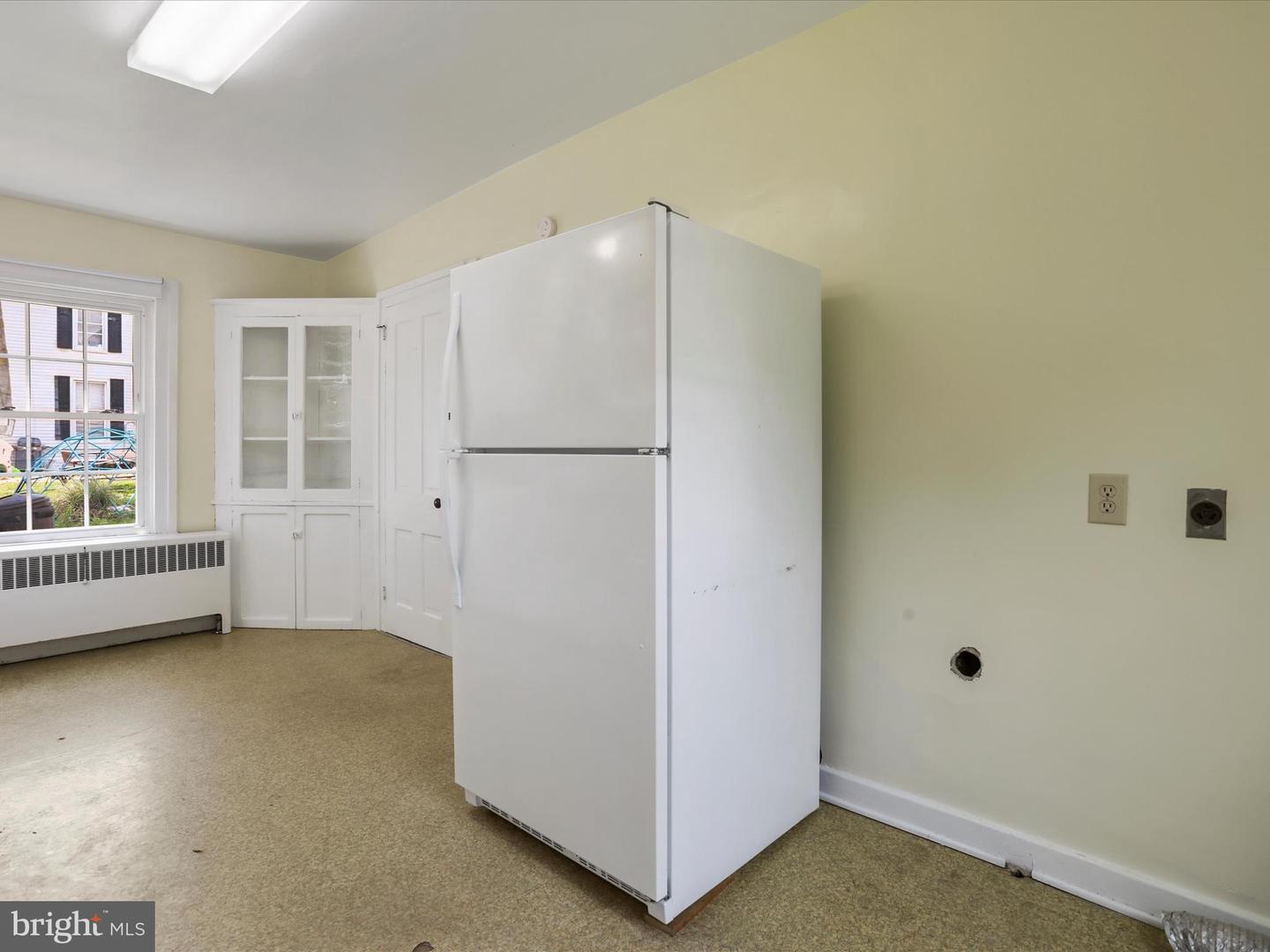 105 WATER ST, EDINBURG, Virginia 22824, 4 Bedrooms Bedrooms, ,2 BathroomsBathrooms,Residential,For sale,105 WATER ST,VASH2011840 MLS # VASH2011840