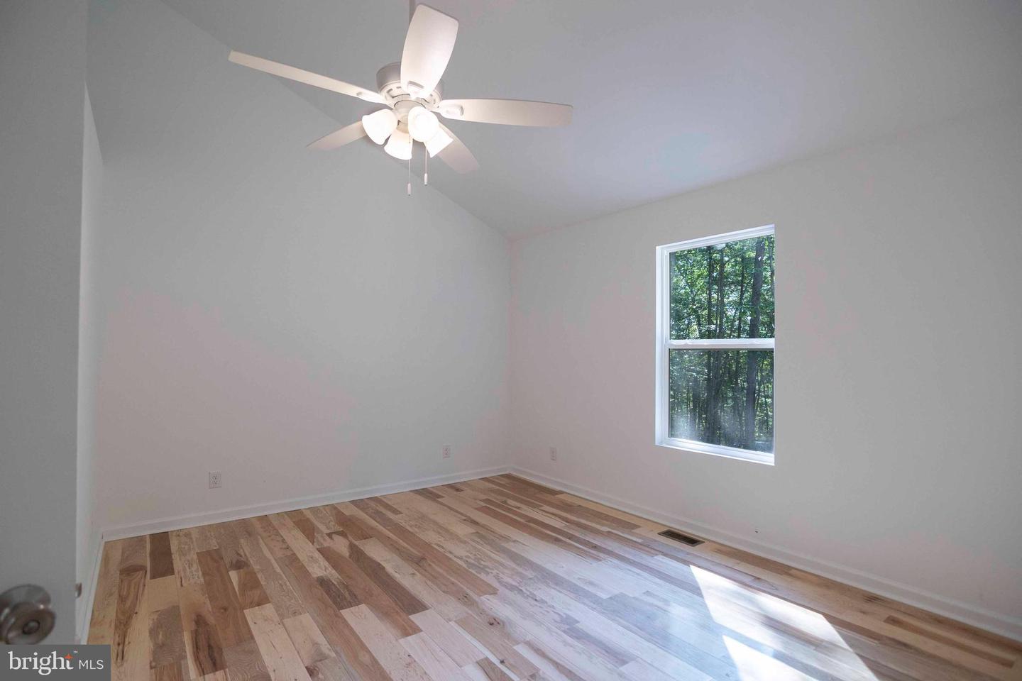 598 CRAB APPLE RD, MOUNT JACKSON, Virginia 22842, 3 Bedrooms Bedrooms, 6 Rooms Rooms,2 BathroomsBathrooms,Residential,For sale,598 CRAB APPLE RD,VASH2011850 MLS # VASH2011850