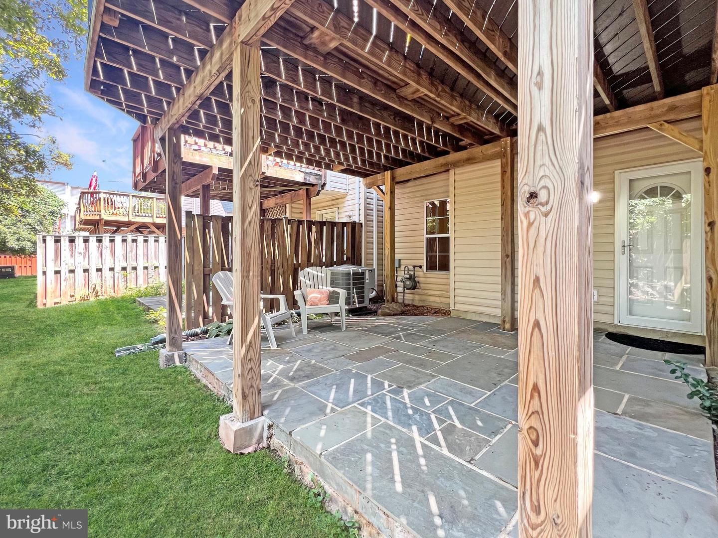 21929 THOMPSON SQ, STERLING, Virginia 20166, 3 Bedrooms Bedrooms, ,2 BathroomsBathrooms,Residential,For sale,21929 THOMPSON SQ,VALO2100730 MLS # VALO2100730