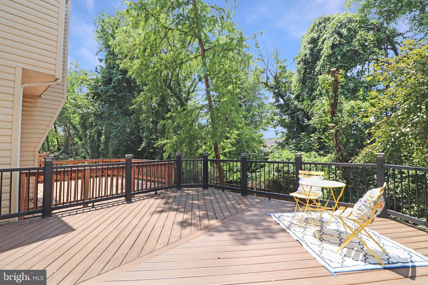 21929 THOMPSON SQ, STERLING, Virginia 20166, 3 Bedrooms Bedrooms, ,2 BathroomsBathrooms,Residential,For sale,21929 THOMPSON SQ,VALO2100730 MLS # VALO2100730