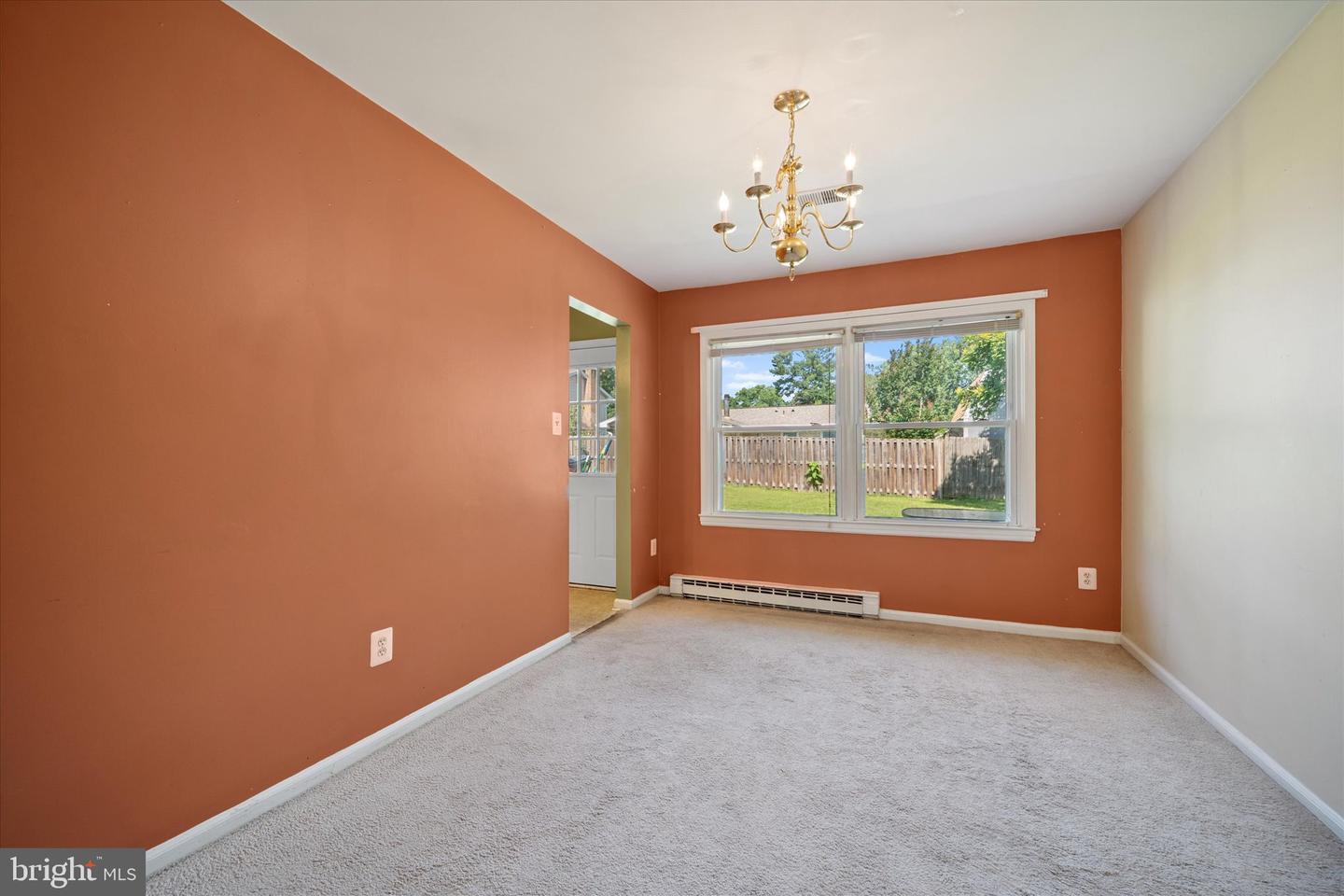 305 S KENNEDY RD S, STERLING, Virginia 20164, 3 Bedrooms Bedrooms, ,3 BathroomsBathrooms,Residential,For sale,305 S KENNEDY RD S,VALO2100674 MLS # VALO2100674