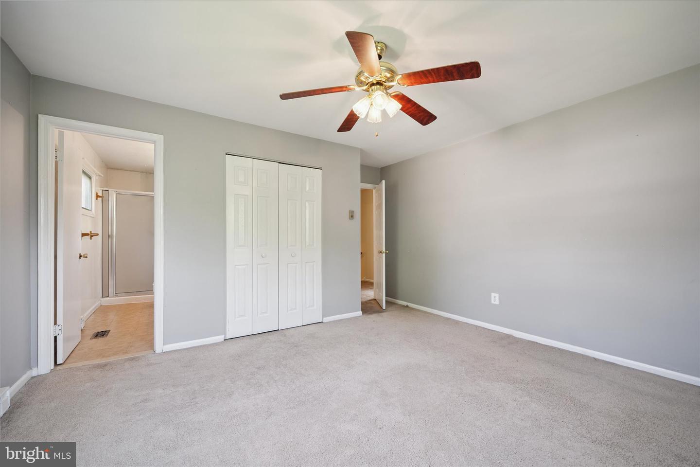 305 S KENNEDY RD S, STERLING, Virginia 20164, 3 Bedrooms Bedrooms, ,3 BathroomsBathrooms,Residential,For sale,305 S KENNEDY RD S,VALO2100674 MLS # VALO2100674