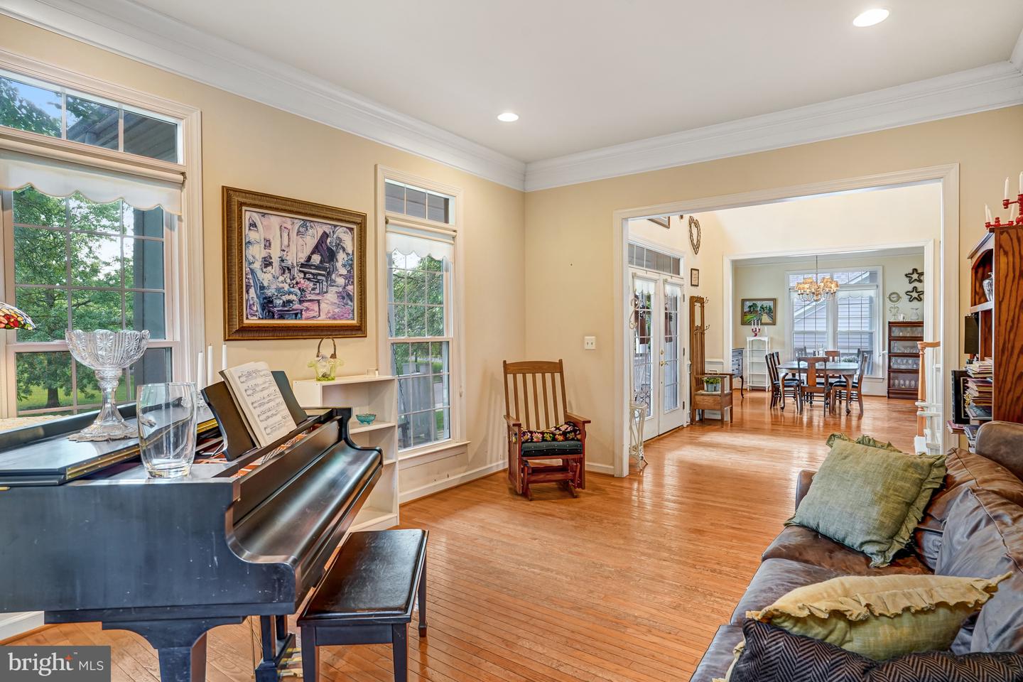 25072 GAZELLE CT, CHANTILLY, Virginia 20152, 5 Bedrooms Bedrooms, ,4 BathroomsBathrooms,Residential,For sale,25072 GAZELLE CT,VALO2100676 MLS # VALO2100676