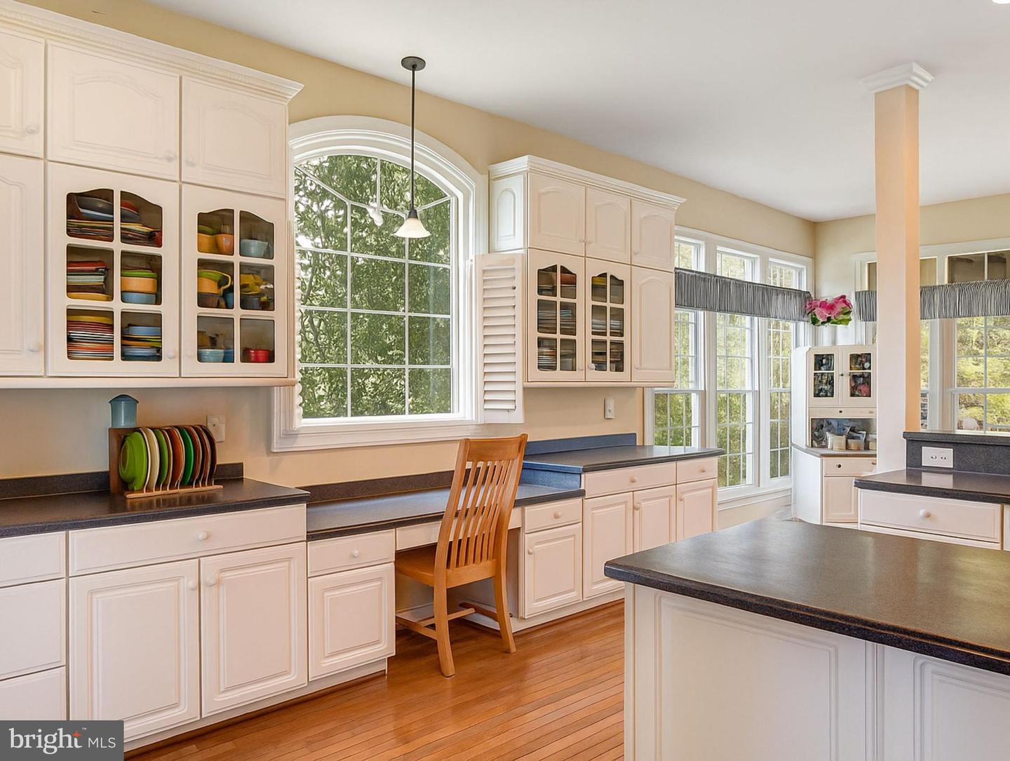 25072 GAZELLE CT, CHANTILLY, Virginia 20152, 5 Bedrooms Bedrooms, ,4 BathroomsBathrooms,Residential,For sale,25072 GAZELLE CT,VALO2100676 MLS # VALO2100676
