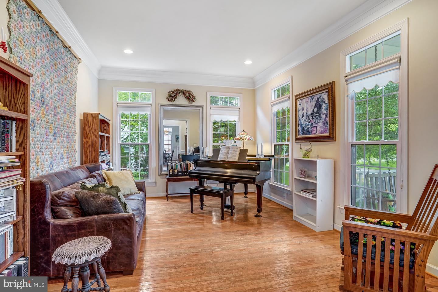 25072 GAZELLE CT, CHANTILLY, Virginia 20152, 5 Bedrooms Bedrooms, ,4 BathroomsBathrooms,Residential,For sale,25072 GAZELLE CT,VALO2100676 MLS # VALO2100676