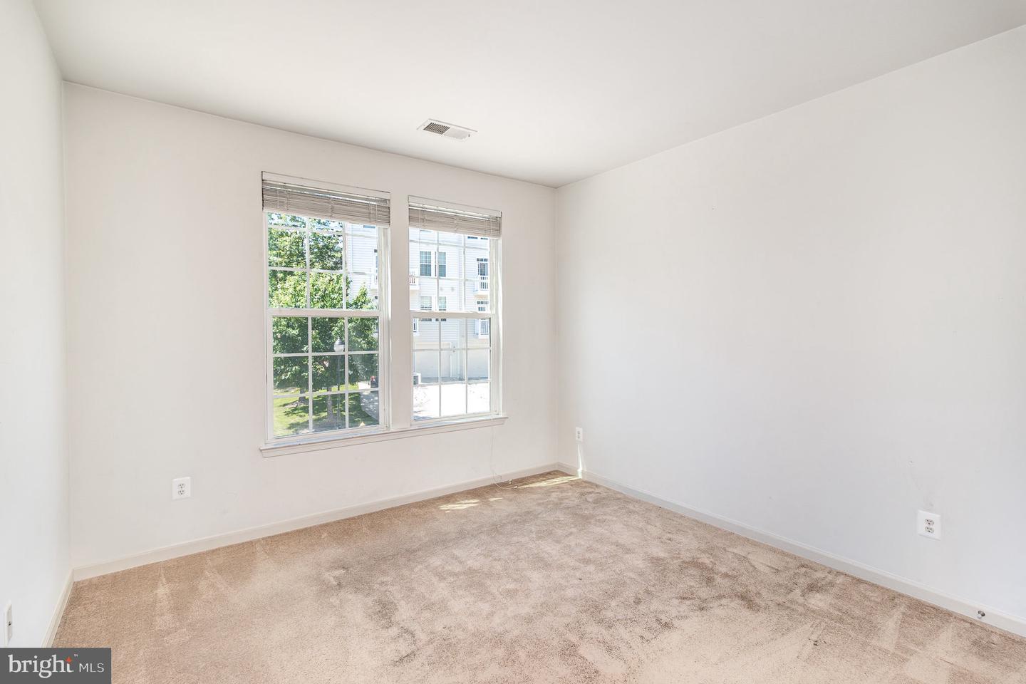 2509 EASTBOURNE DR, WOODBRIDGE, Virginia 22191, 3 Bedrooms Bedrooms, ,2 BathroomsBathrooms,Residential,For sale,2509 EASTBOURNE DR,VAPW2098132 MLS # VAPW2098132