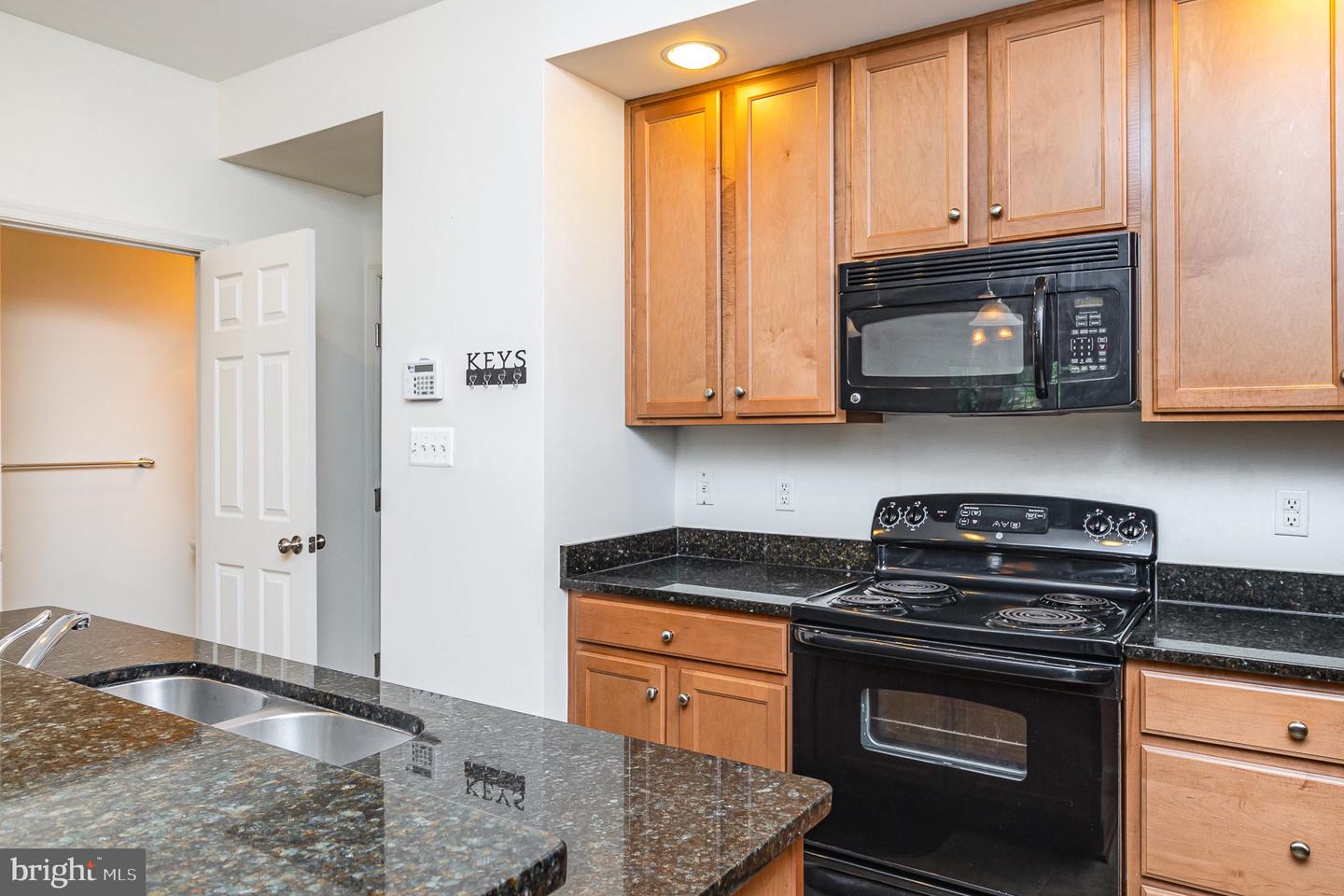 2509 EASTBOURNE DR, WOODBRIDGE, Virginia 22191, 3 Bedrooms Bedrooms, ,2 BathroomsBathrooms,Residential,For sale,2509 EASTBOURNE DR,VAPW2098132 MLS # VAPW2098132