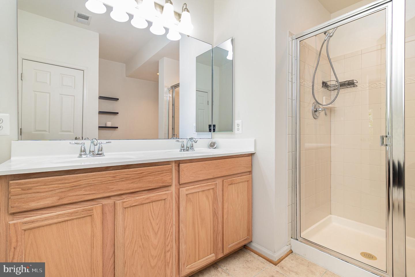 2509 EASTBOURNE DR, WOODBRIDGE, Virginia 22191, 3 Bedrooms Bedrooms, ,2 BathroomsBathrooms,Residential,For sale,2509 EASTBOURNE DR,VAPW2098132 MLS # VAPW2098132