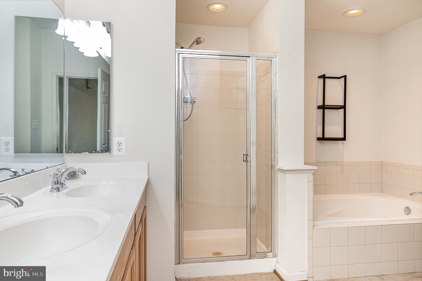 2509 EASTBOURNE DR, WOODBRIDGE, Virginia 22191, 3 Bedrooms Bedrooms, ,2 BathroomsBathrooms,Residential,For sale,2509 EASTBOURNE DR,VAPW2098132 MLS # VAPW2098132