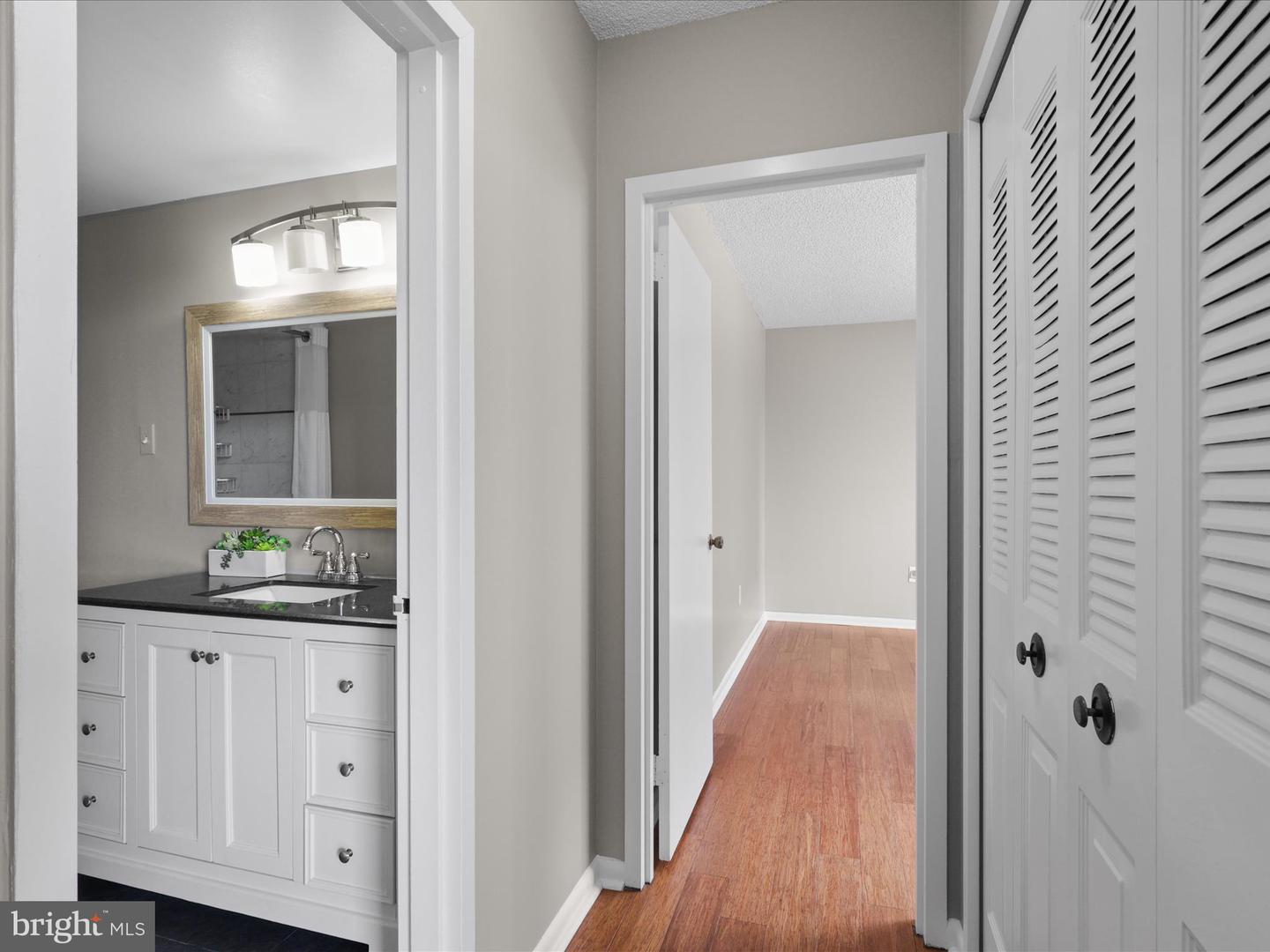 3701 S GEORGE MASON DR #901N, FALLS CHURCH, Virginia 22041, 1 Bedroom Bedrooms, ,1 BathroomBathrooms,Residential,For sale,3701 S GEORGE MASON DR #901N,VAFX2252340 MLS # VAFX2252340
