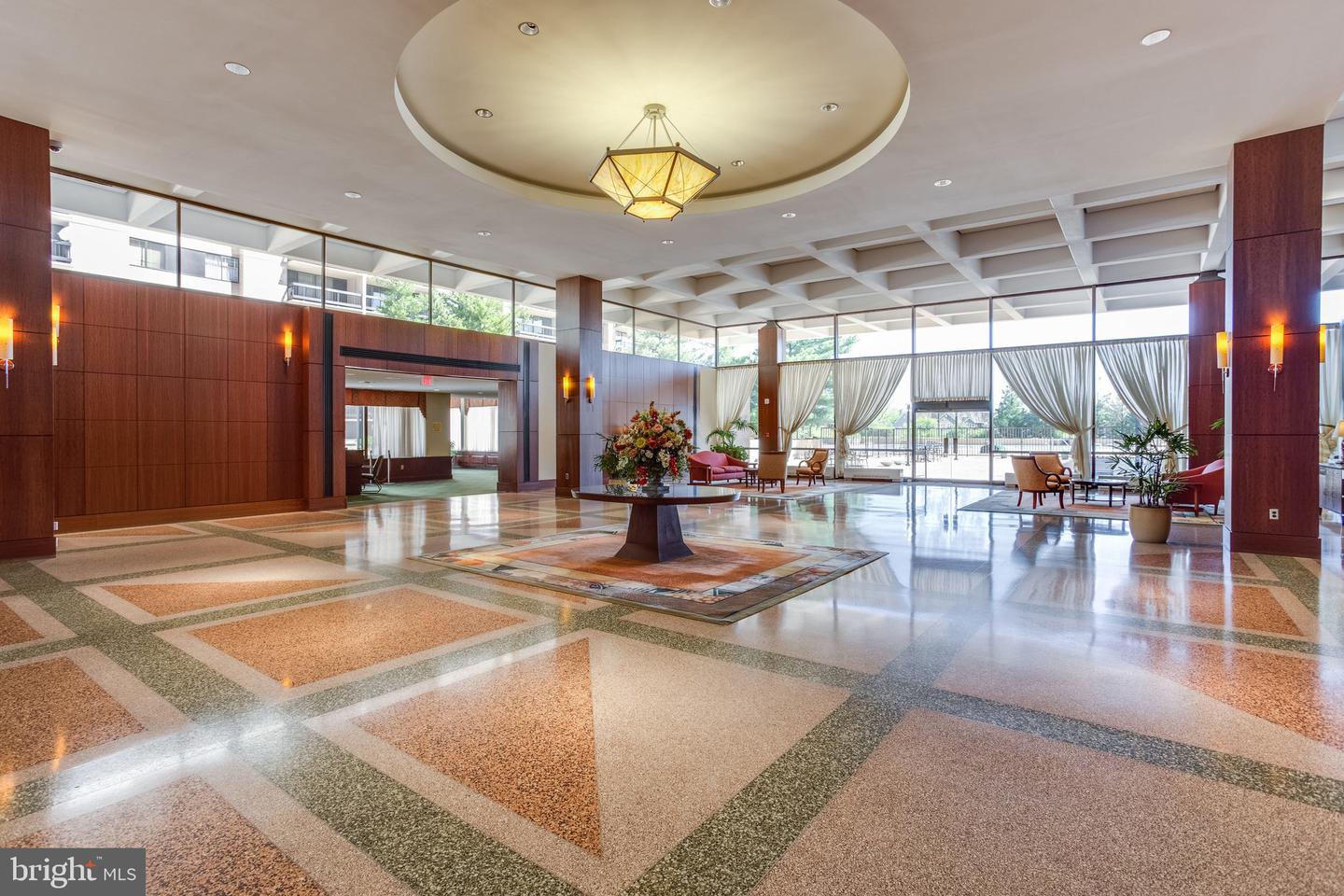 3701 S GEORGE MASON DR #901N, FALLS CHURCH, Virginia 22041, 1 Bedroom Bedrooms, ,1 BathroomBathrooms,Residential,For sale,3701 S GEORGE MASON DR #901N,VAFX2252340 MLS # VAFX2252340