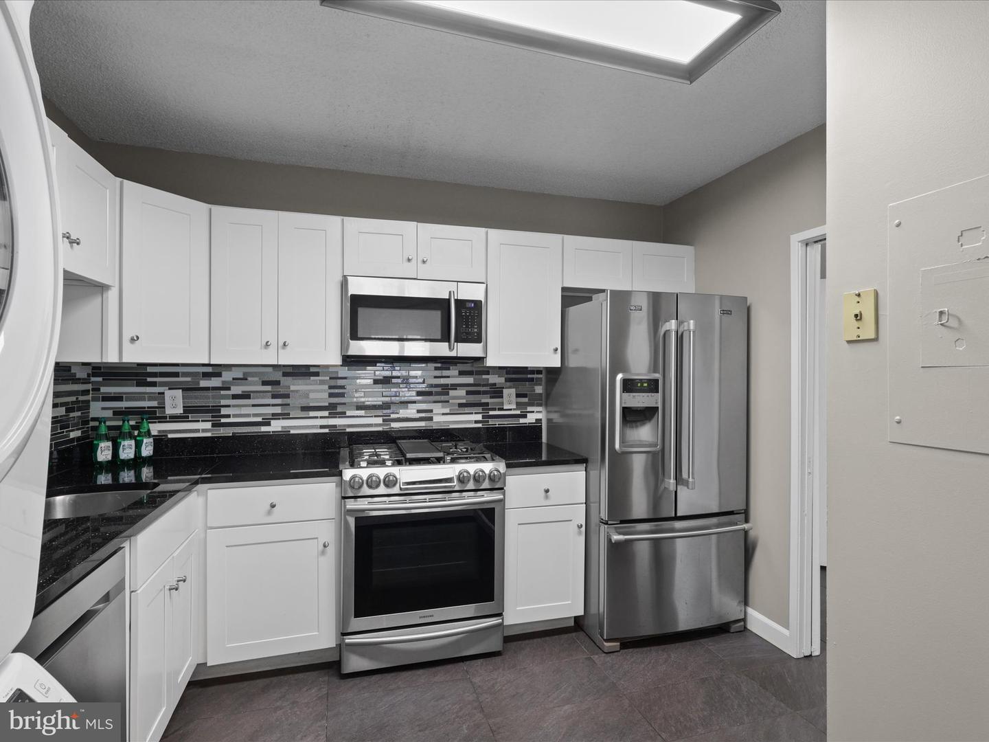 3701 S GEORGE MASON DR #901N, FALLS CHURCH, Virginia 22041, 1 Bedroom Bedrooms, ,1 BathroomBathrooms,Residential,For sale,3701 S GEORGE MASON DR #901N,VAFX2252340 MLS # VAFX2252340