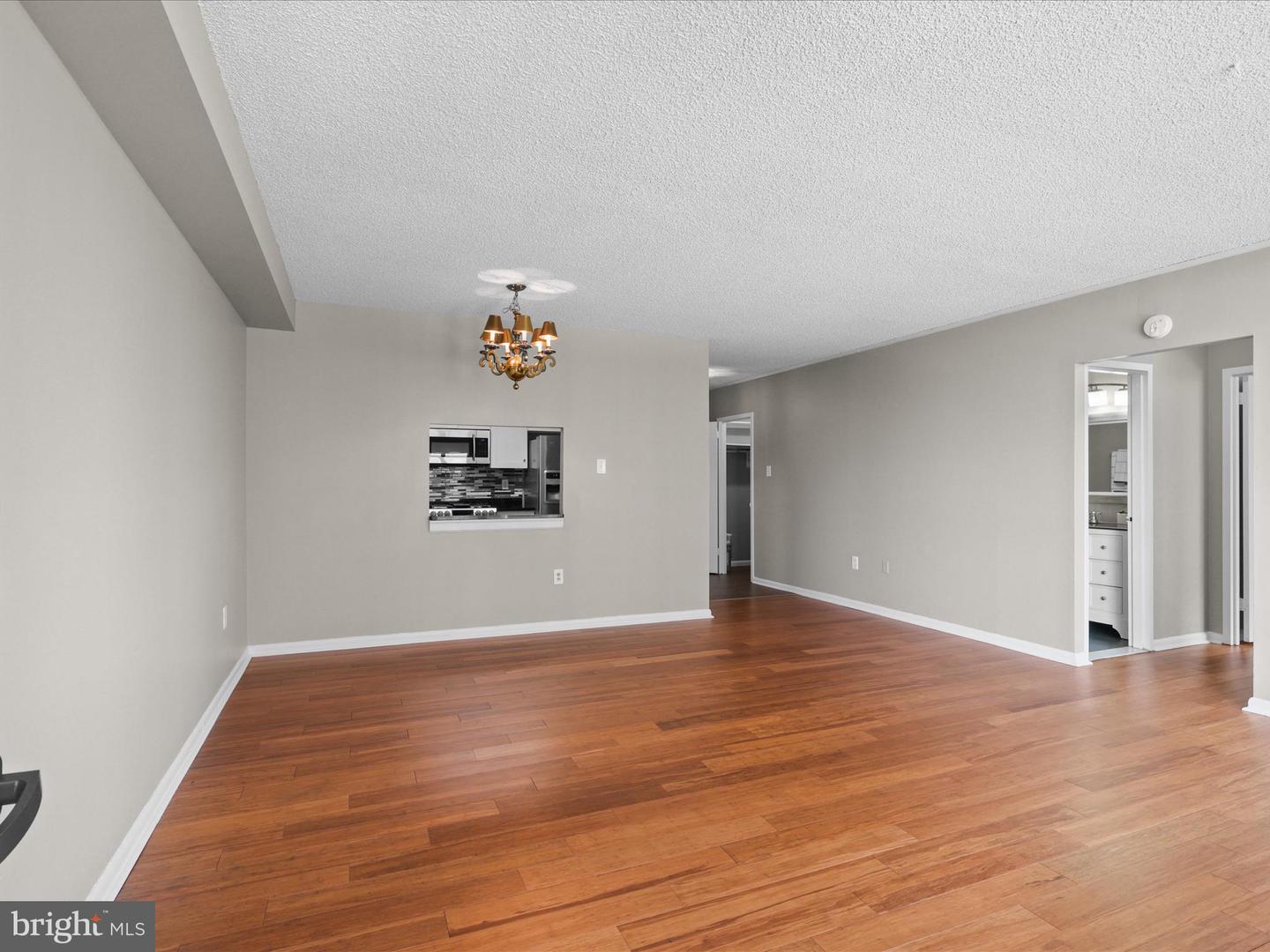 3701 S GEORGE MASON DR #901N, FALLS CHURCH, Virginia 22041, 1 Bedroom Bedrooms, ,1 BathroomBathrooms,Residential,For sale,3701 S GEORGE MASON DR #901N,VAFX2252340 MLS # VAFX2252340